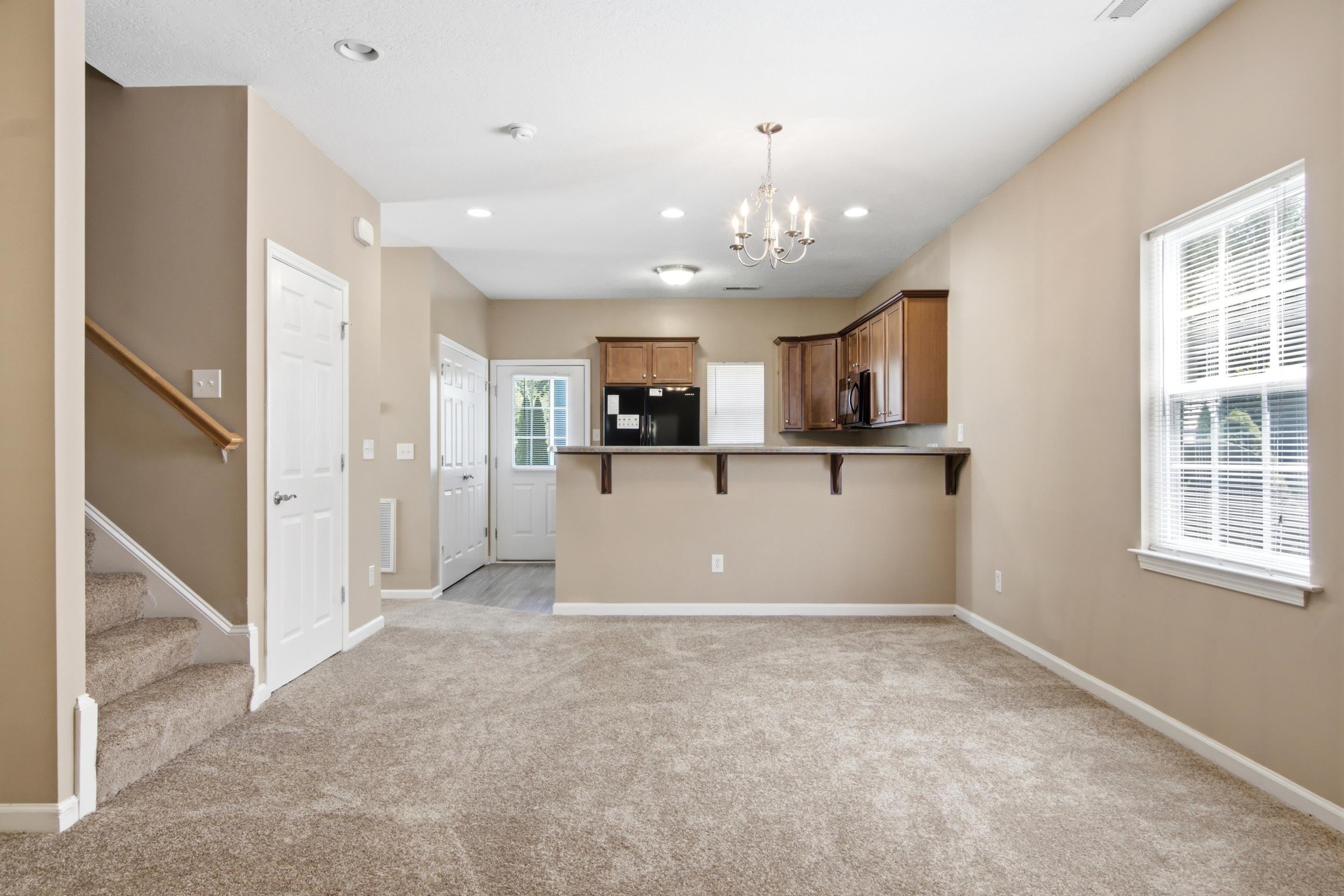 1721 Aden Lane