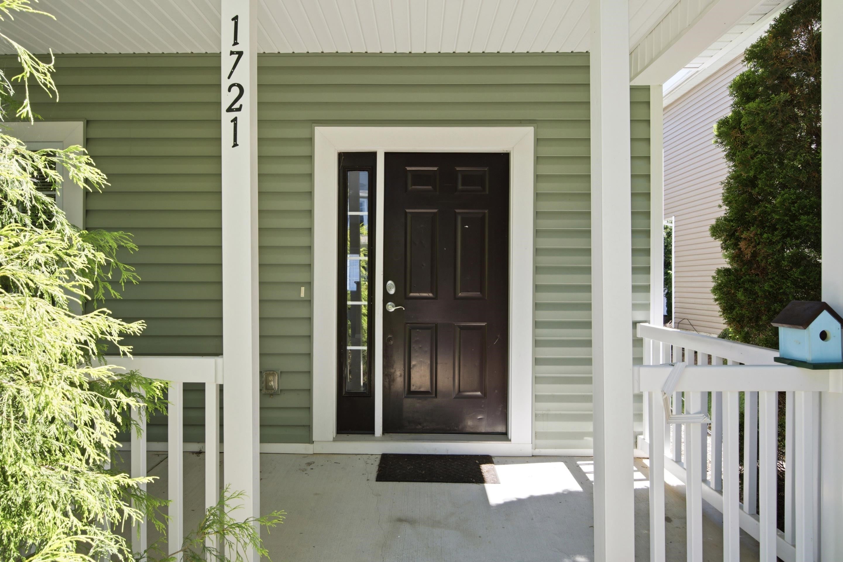 1721 Aden Lane