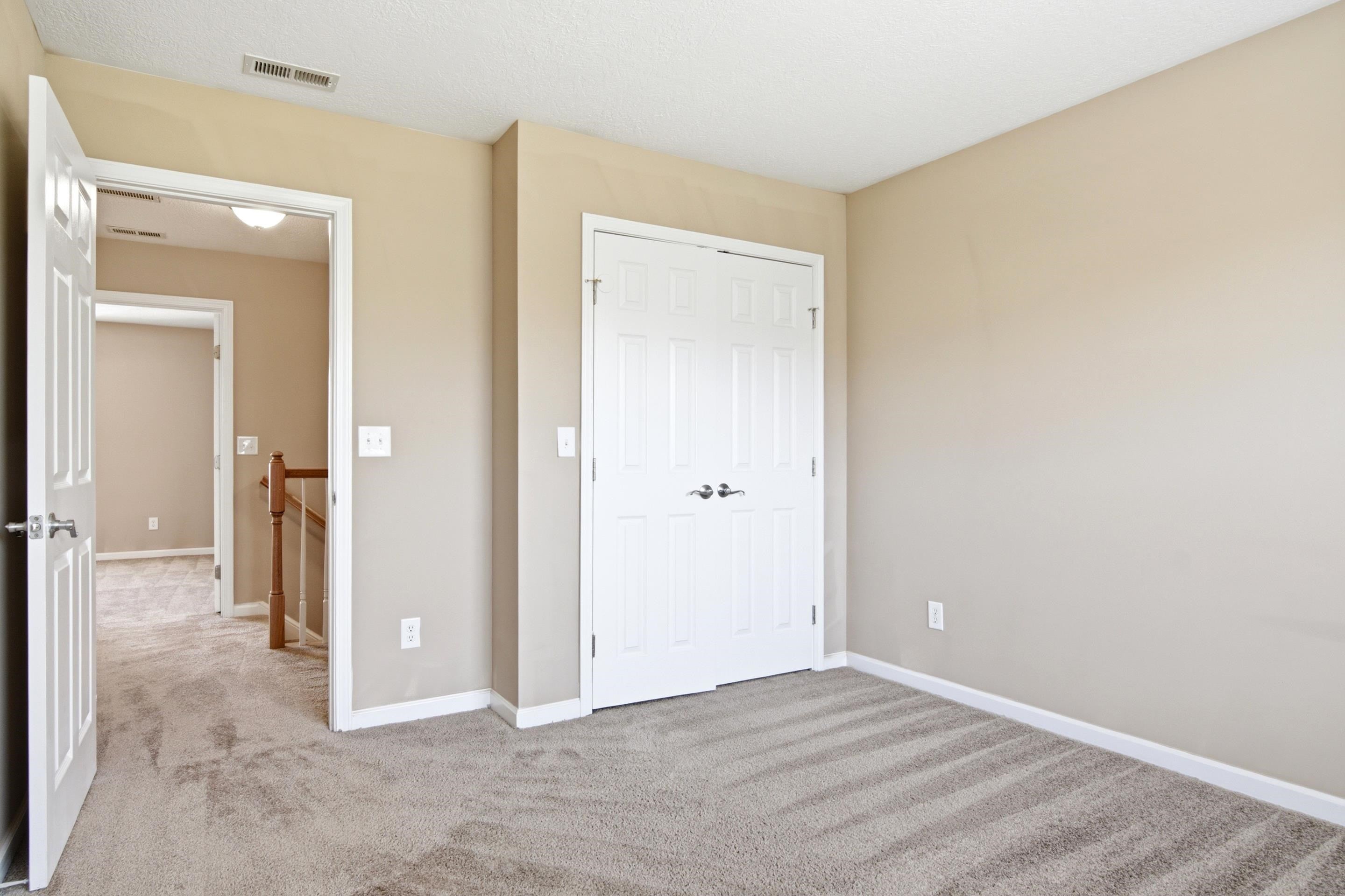 1727 Aden Lane
