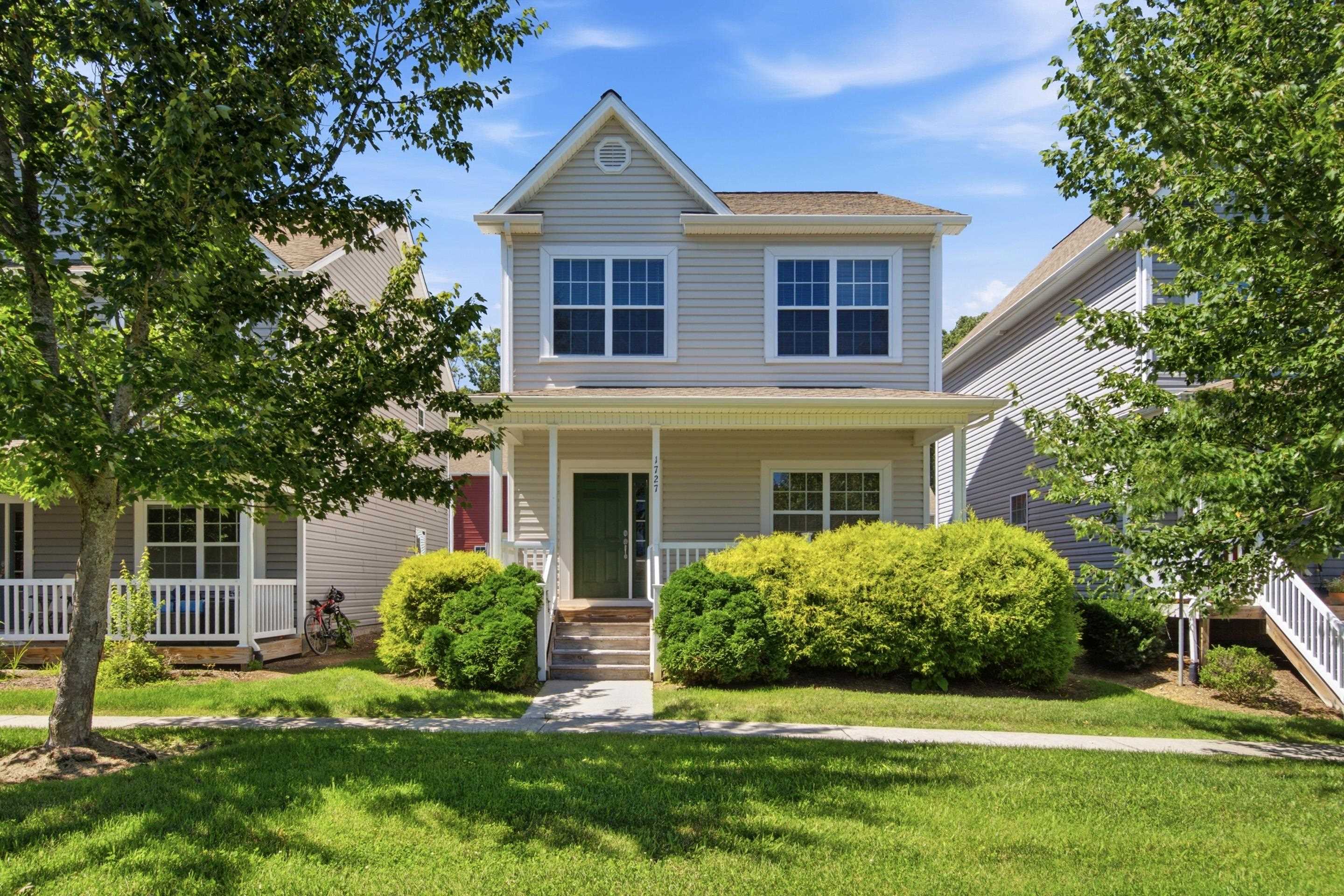1727 Aden Lane