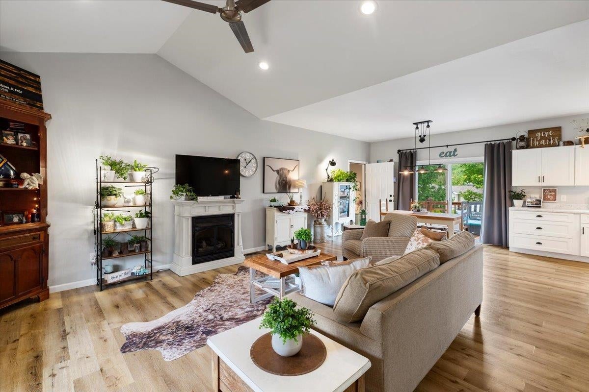 5763 William Drive