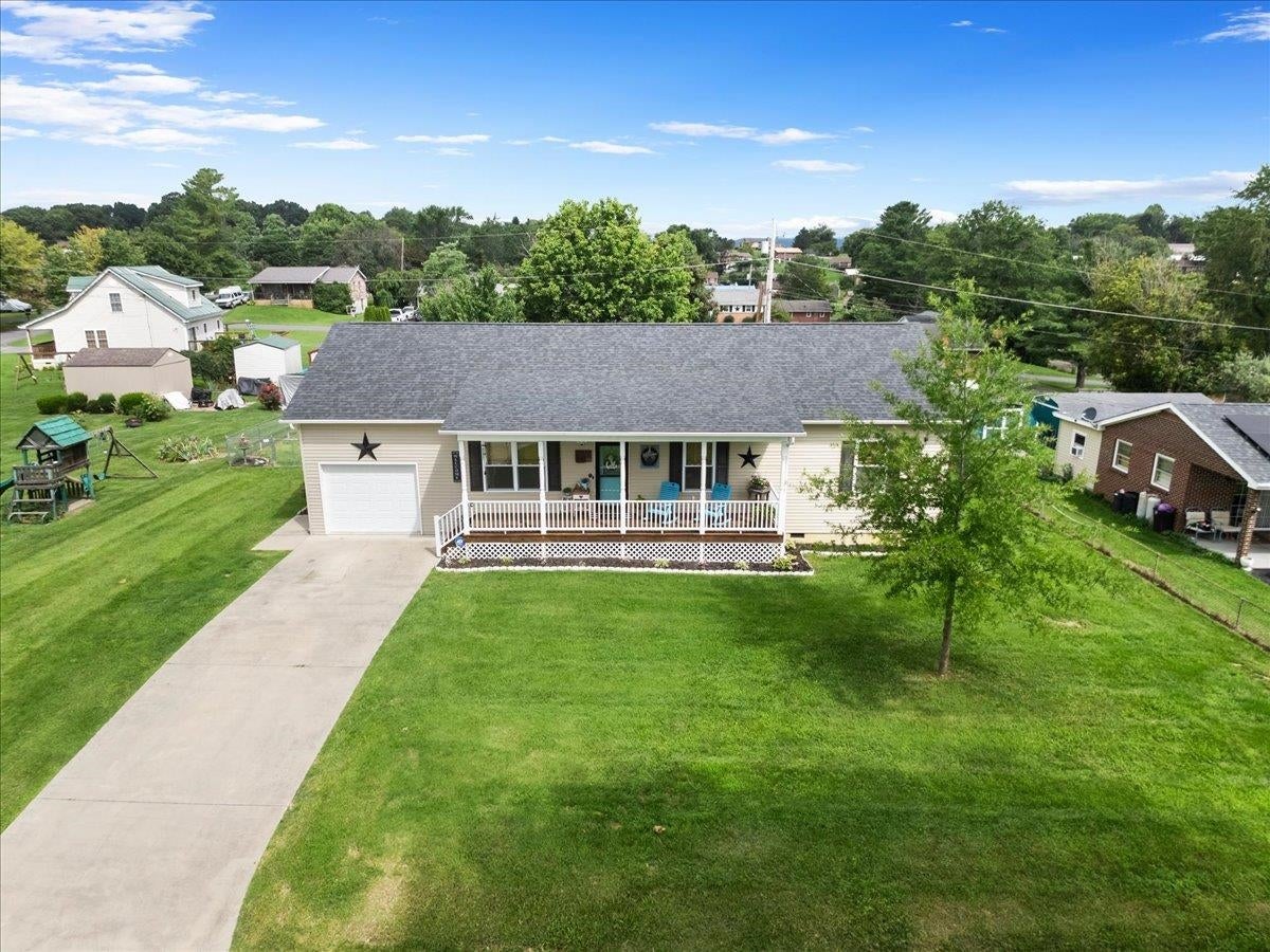 5763 William Drive