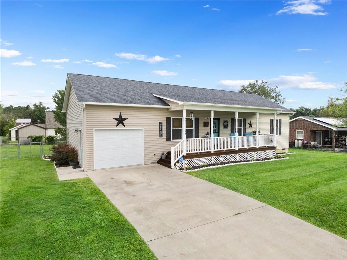 5763 William Drive