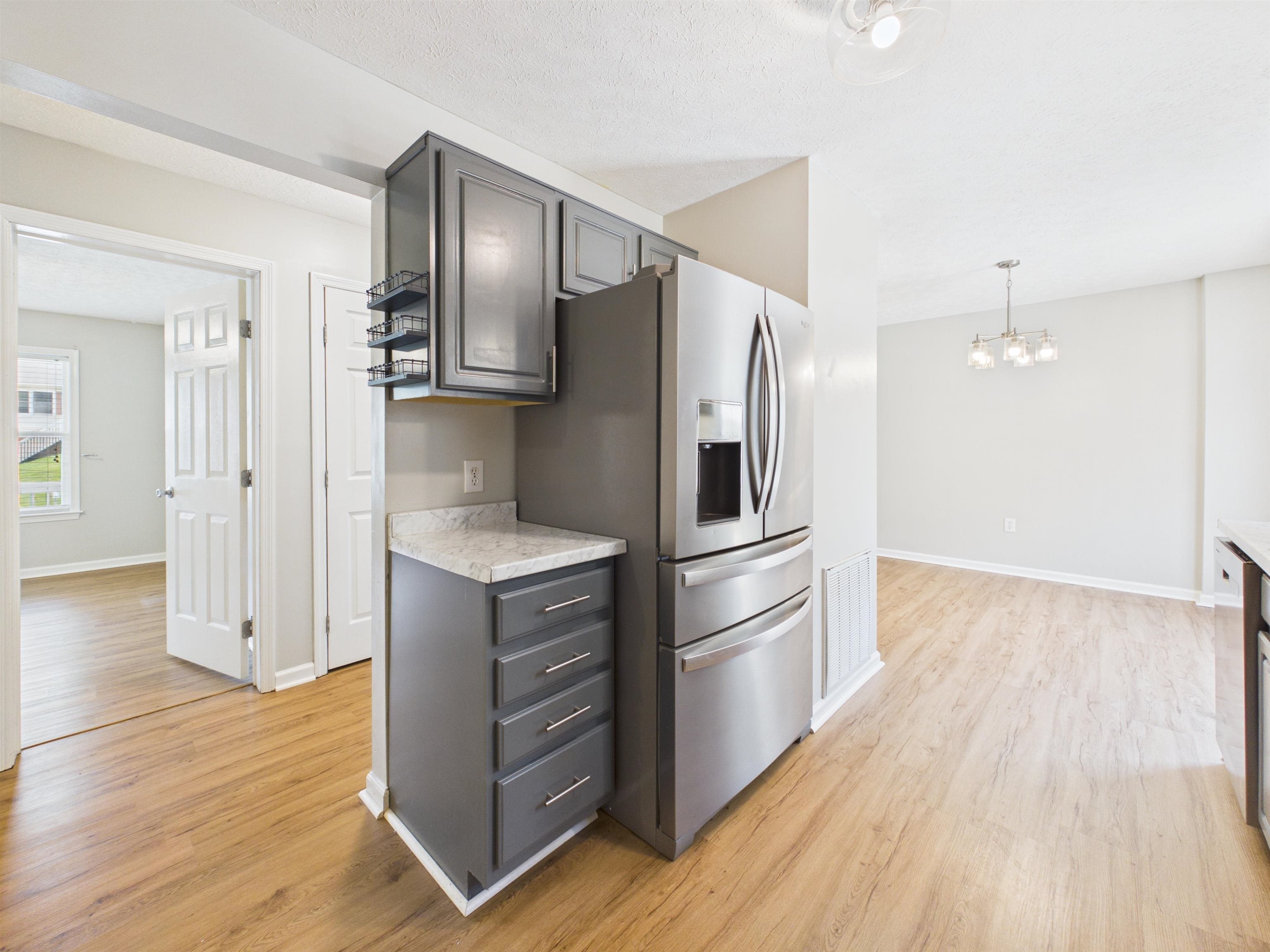 100 Cullen Court
