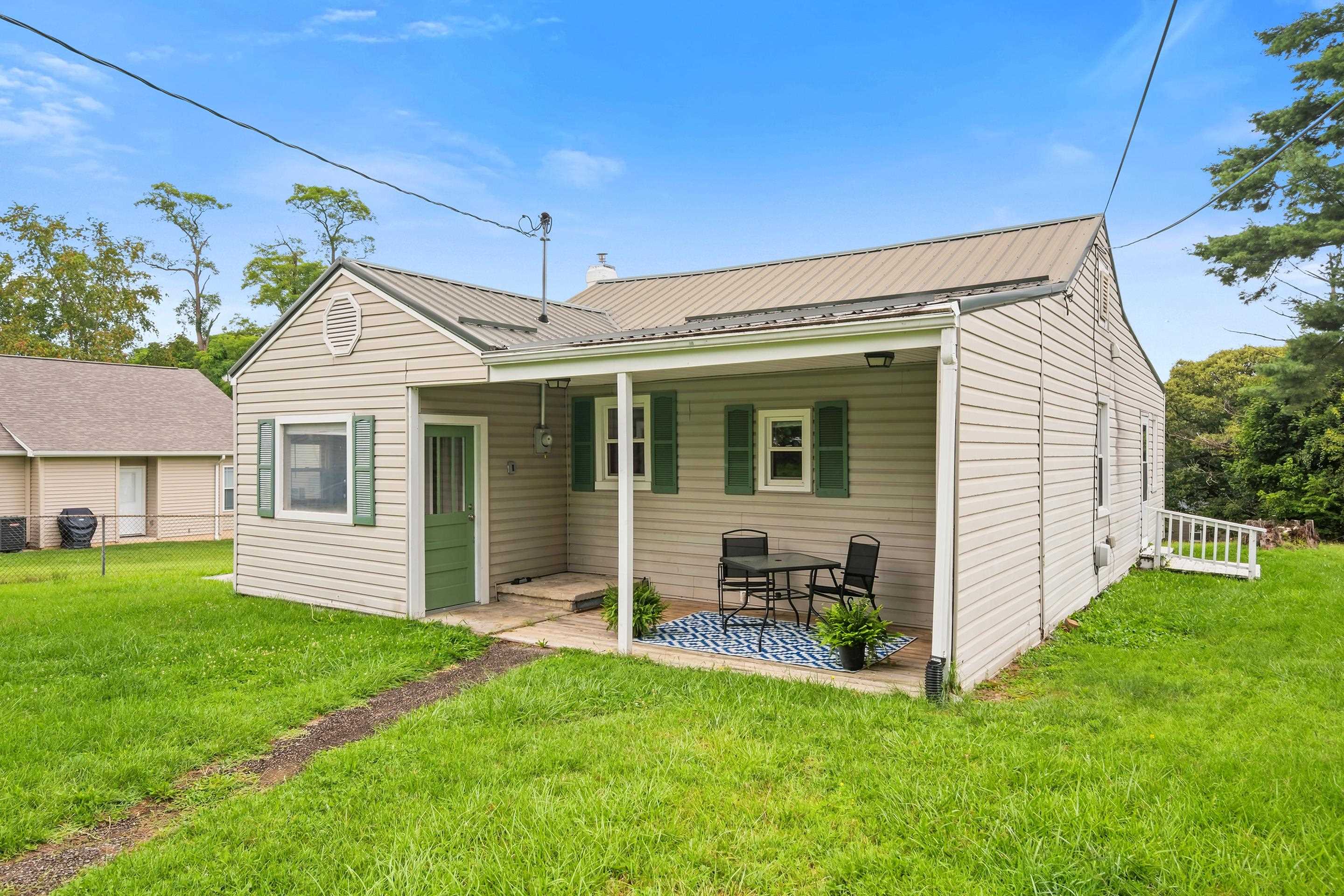 813 Thirteenth Street