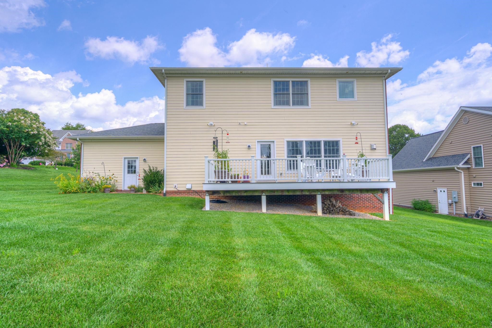 912 Willard Drive