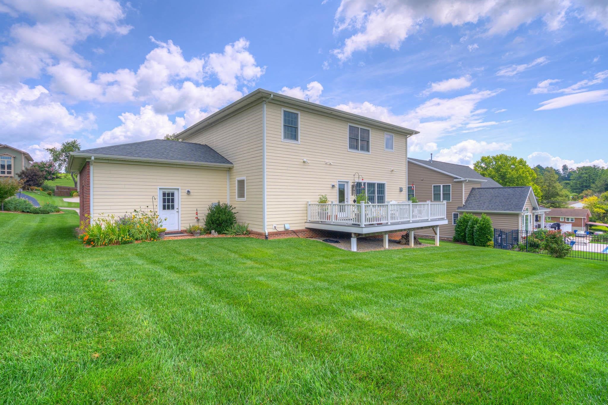 912 Willard Drive