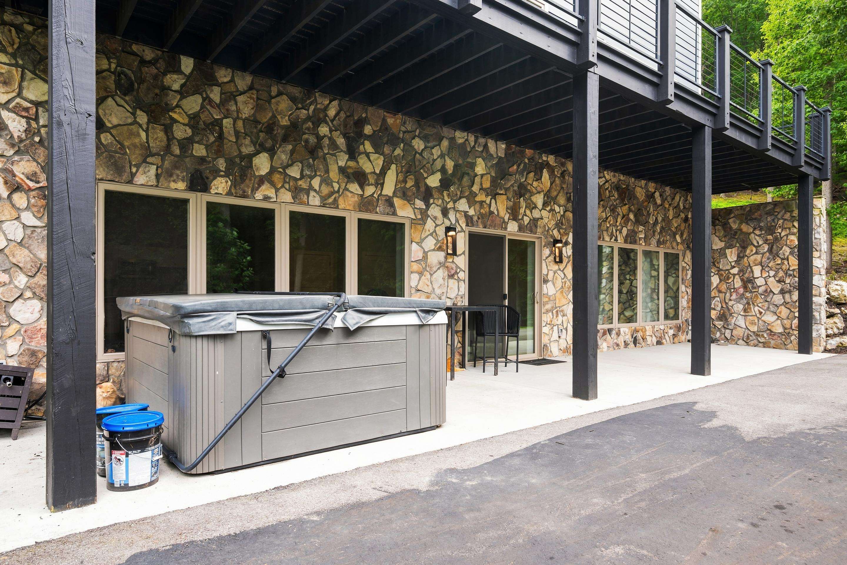 401 Deercroft Drive