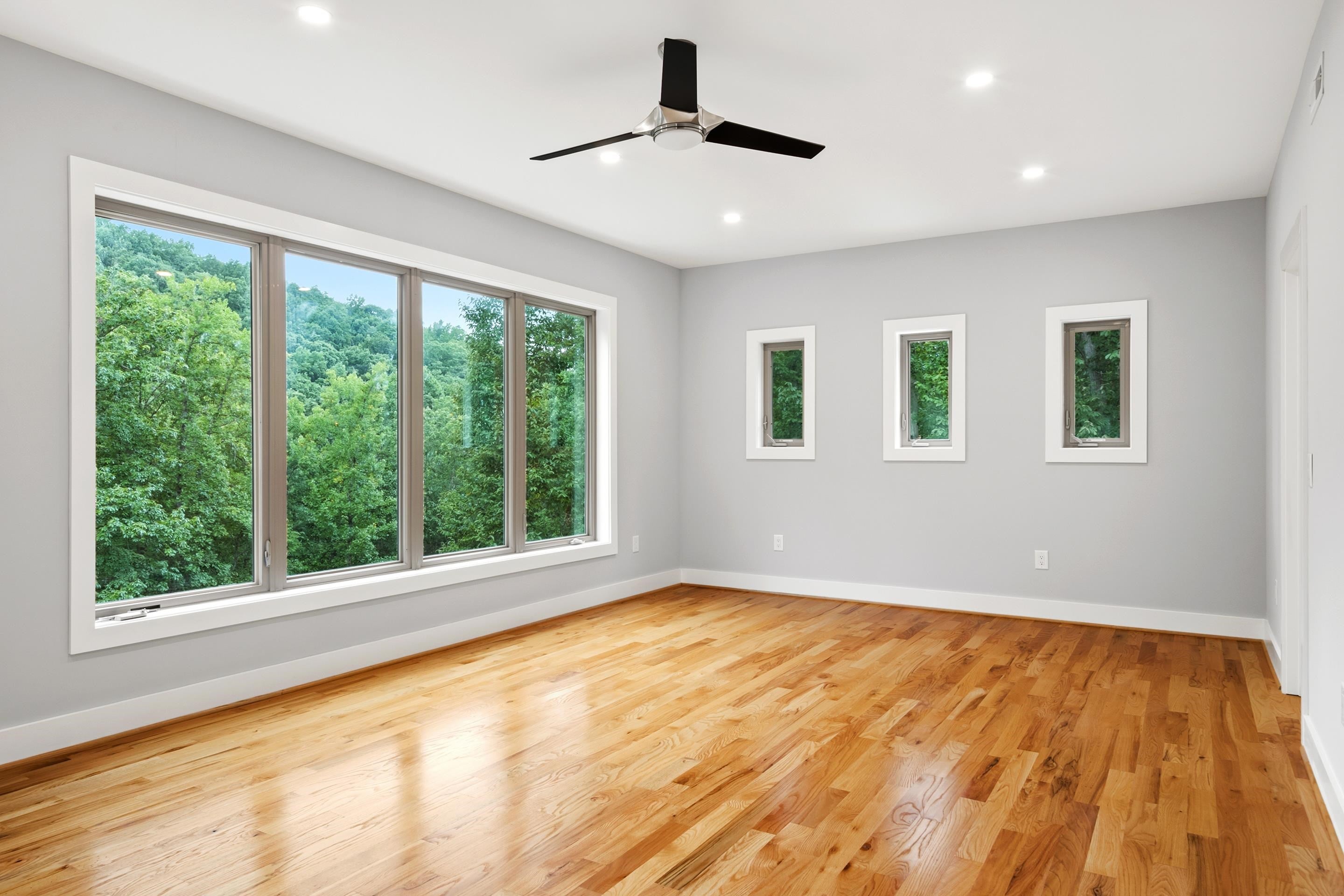 401 Deercroft Drive