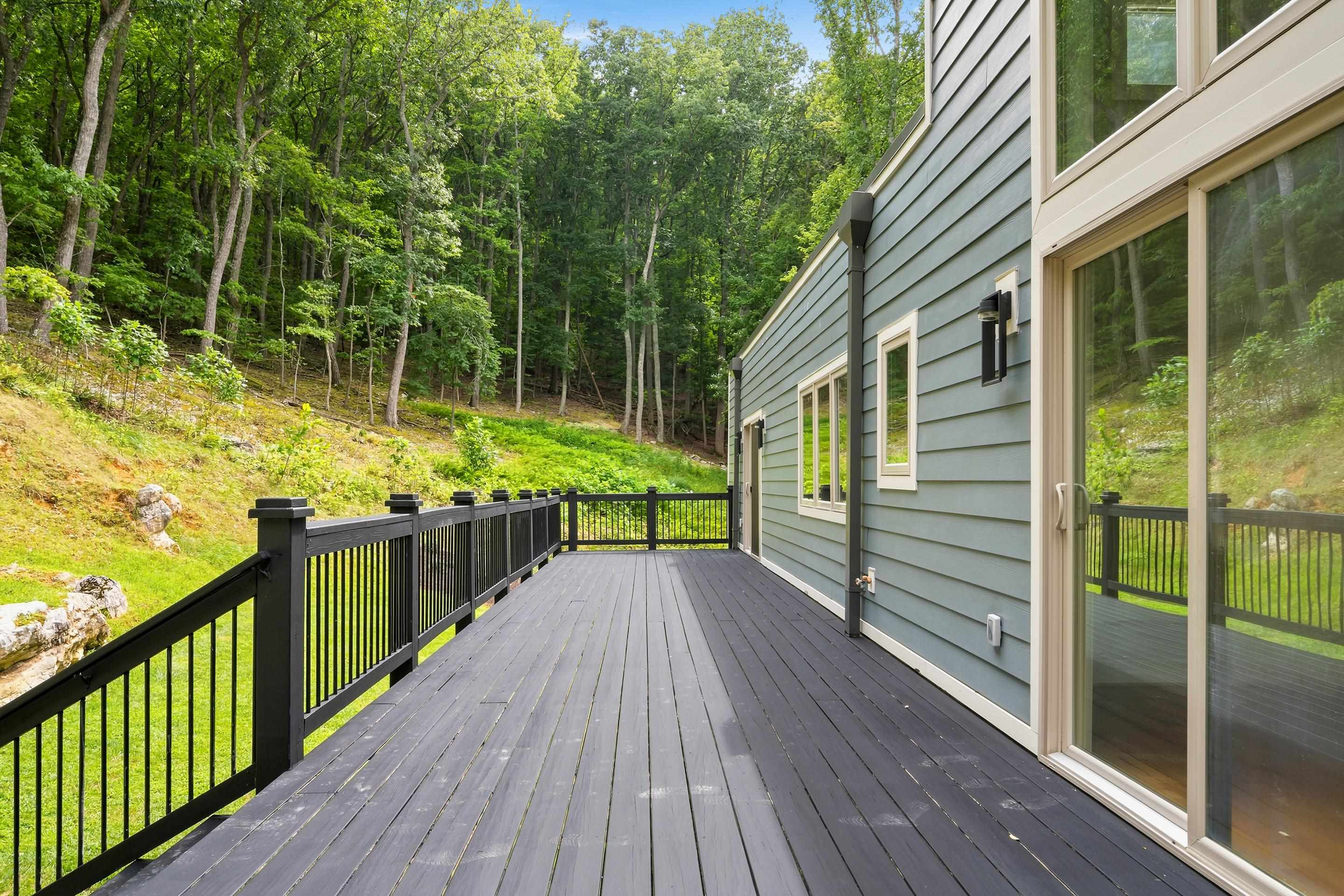 401 Deercroft Drive