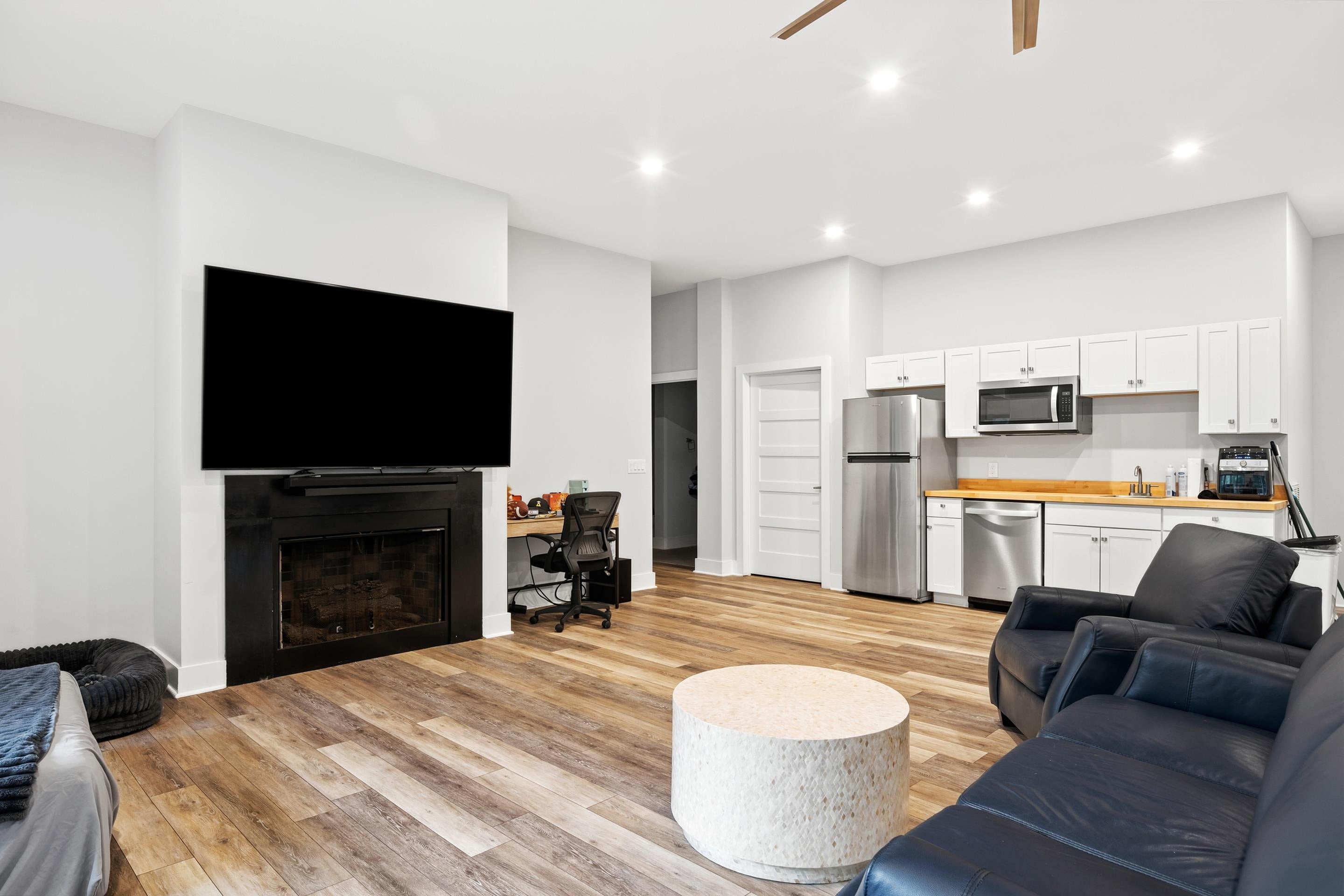 401 Deercroft Drive