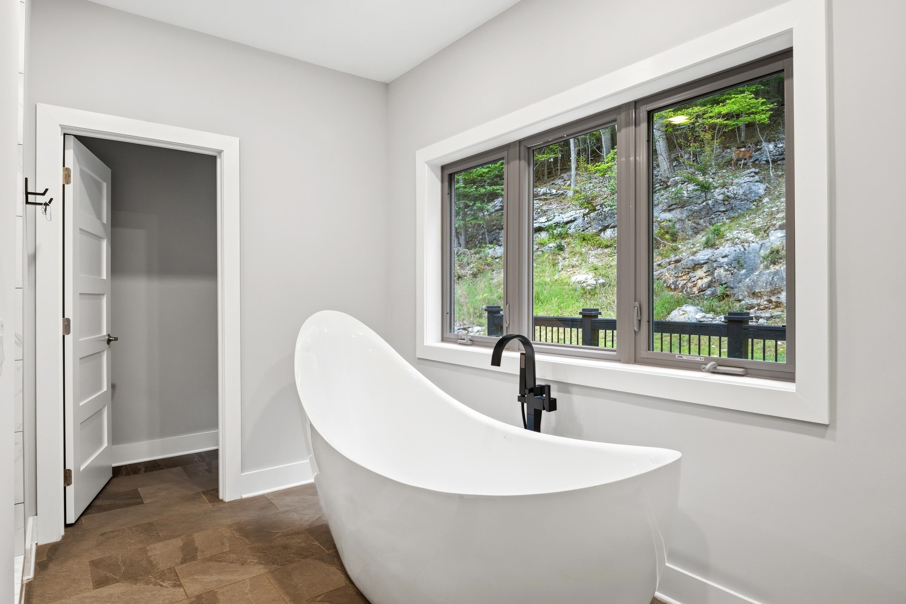 401 Deercroft Drive