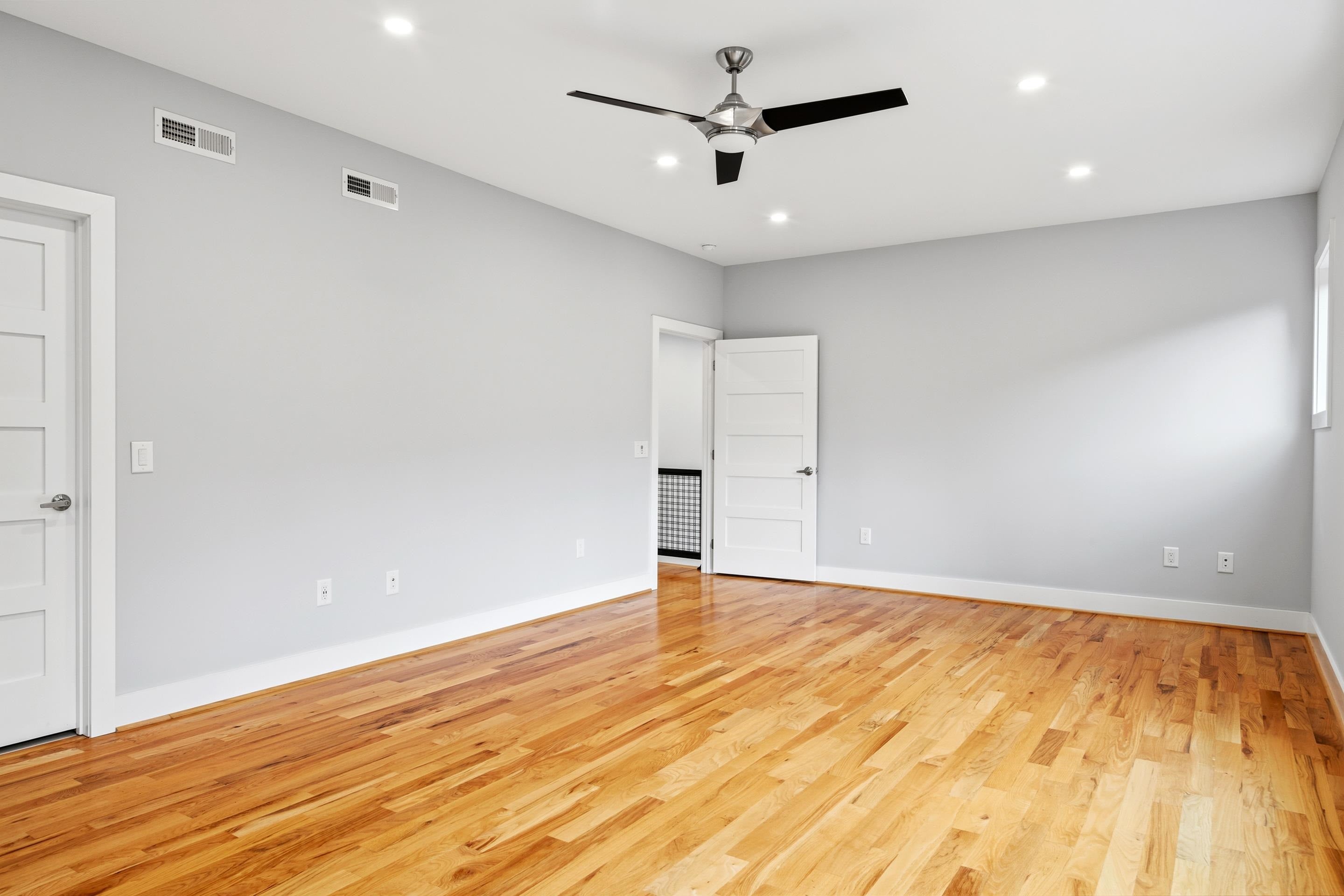 401 Deercroft Drive