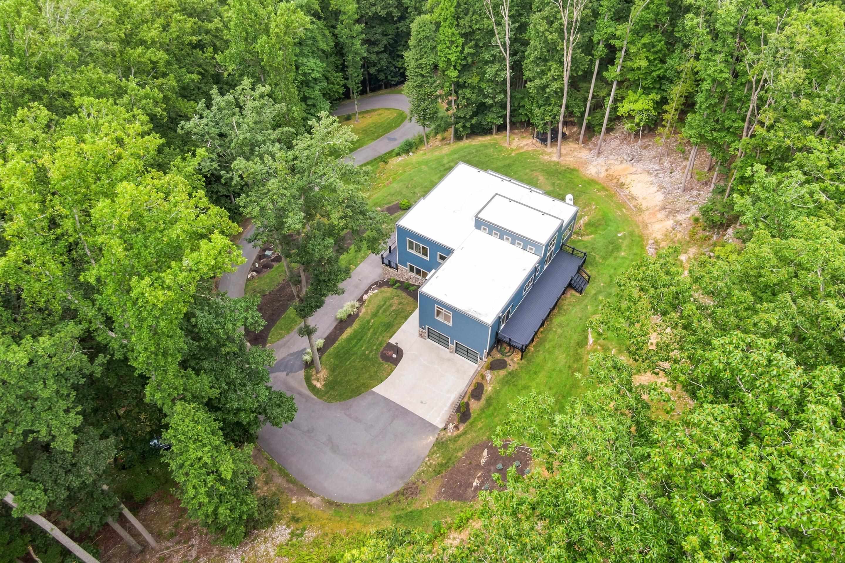 401 Deercroft Drive
