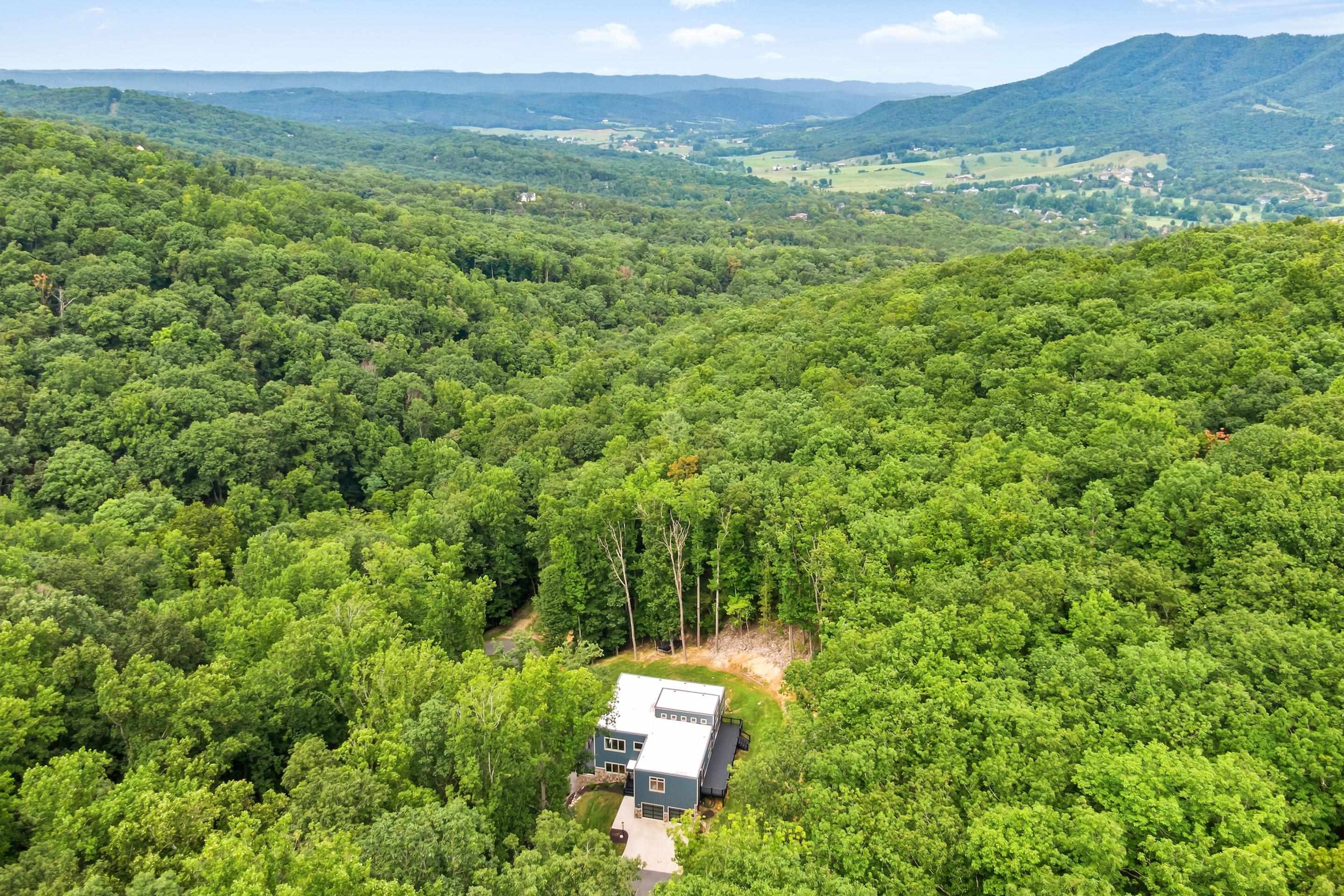 401 Deercroft Drive