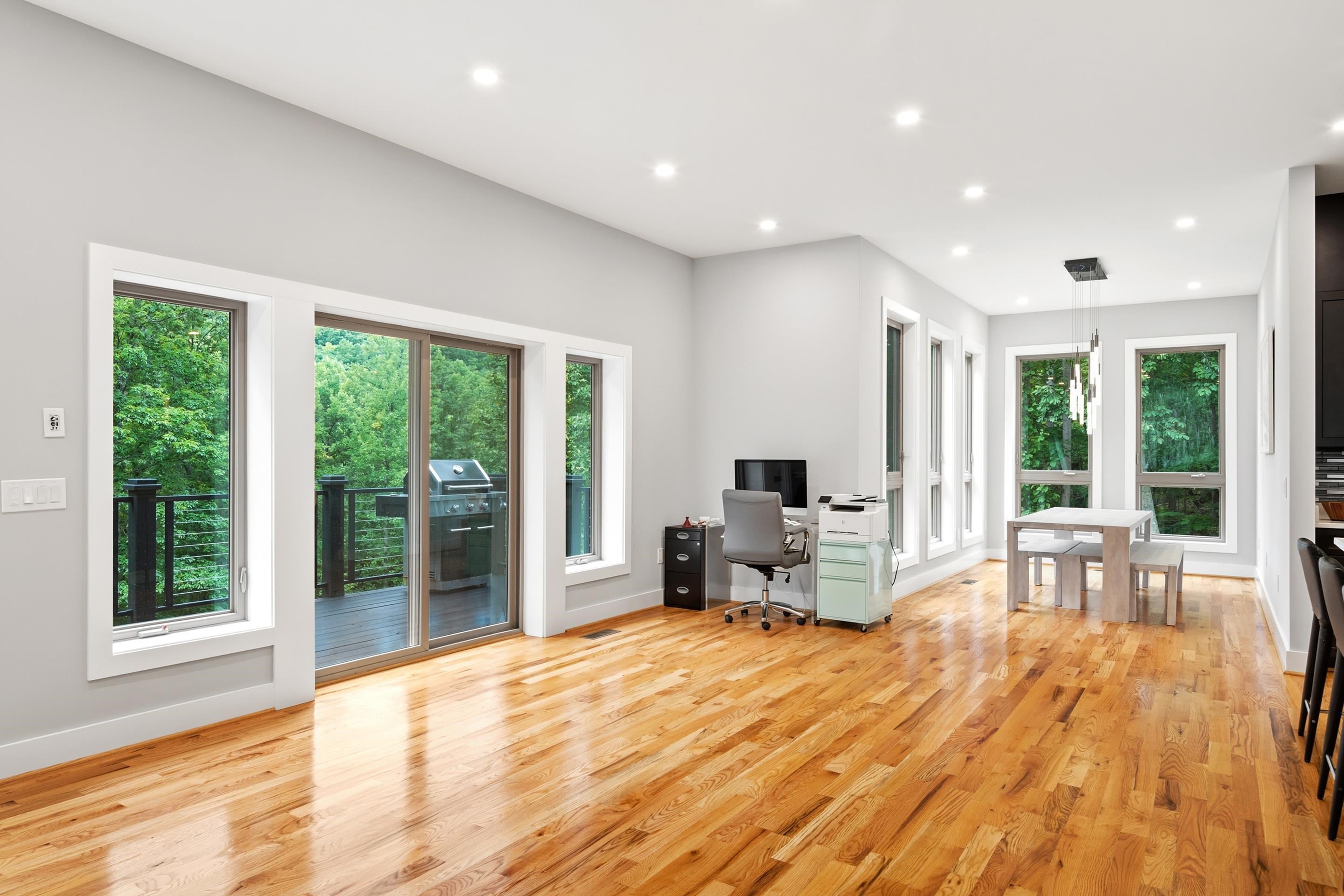 401 Deercroft Drive