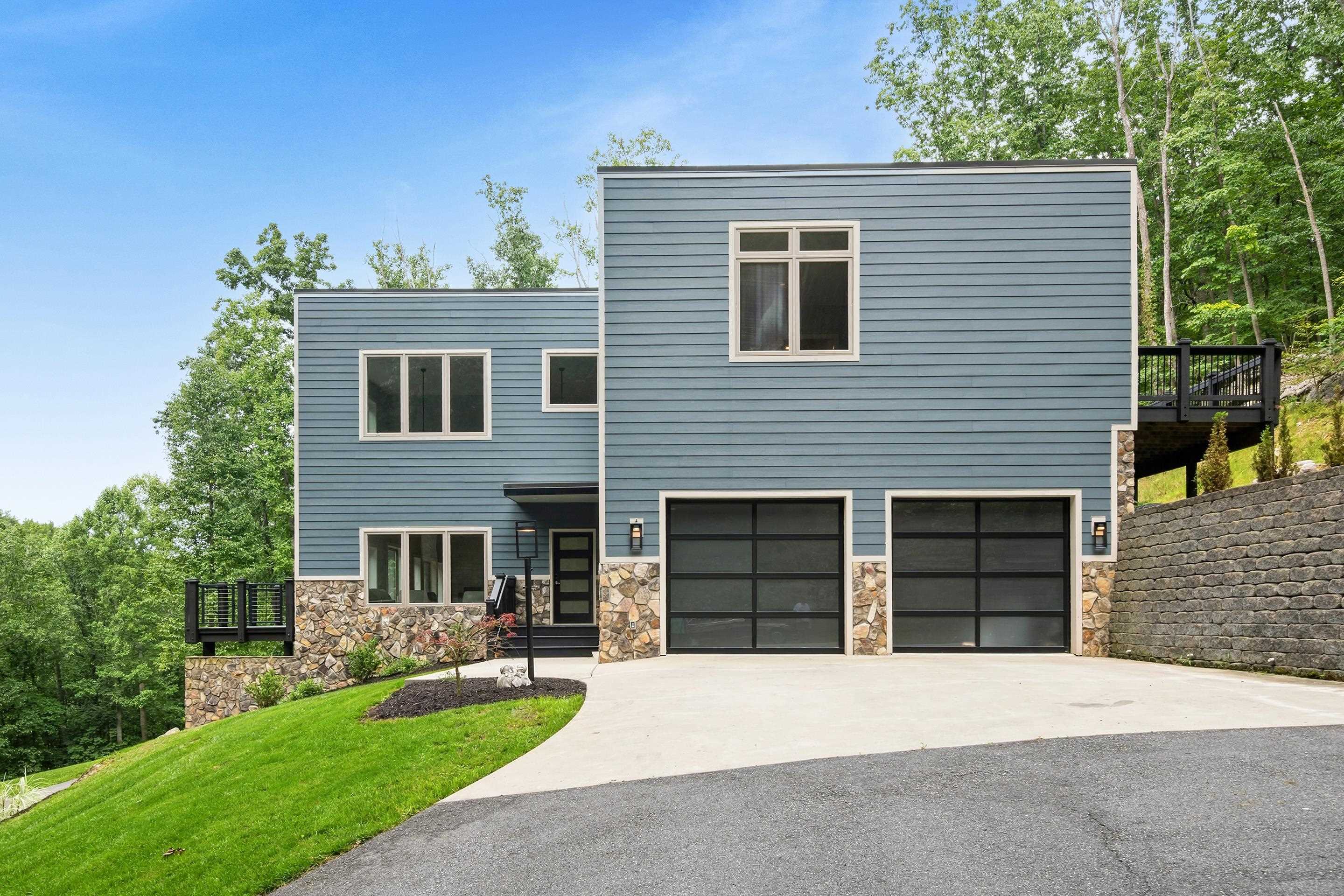 401 Deercroft Drive