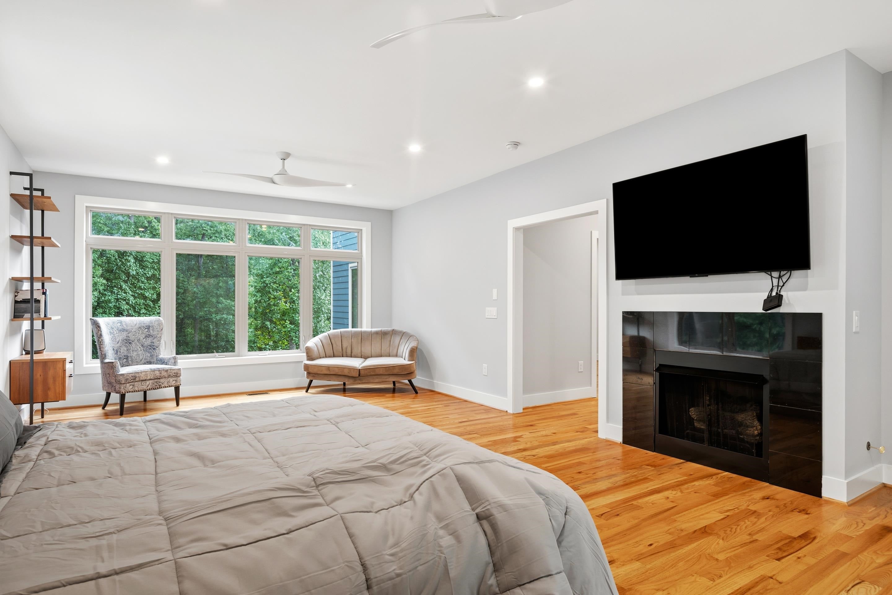 401 Deercroft Drive