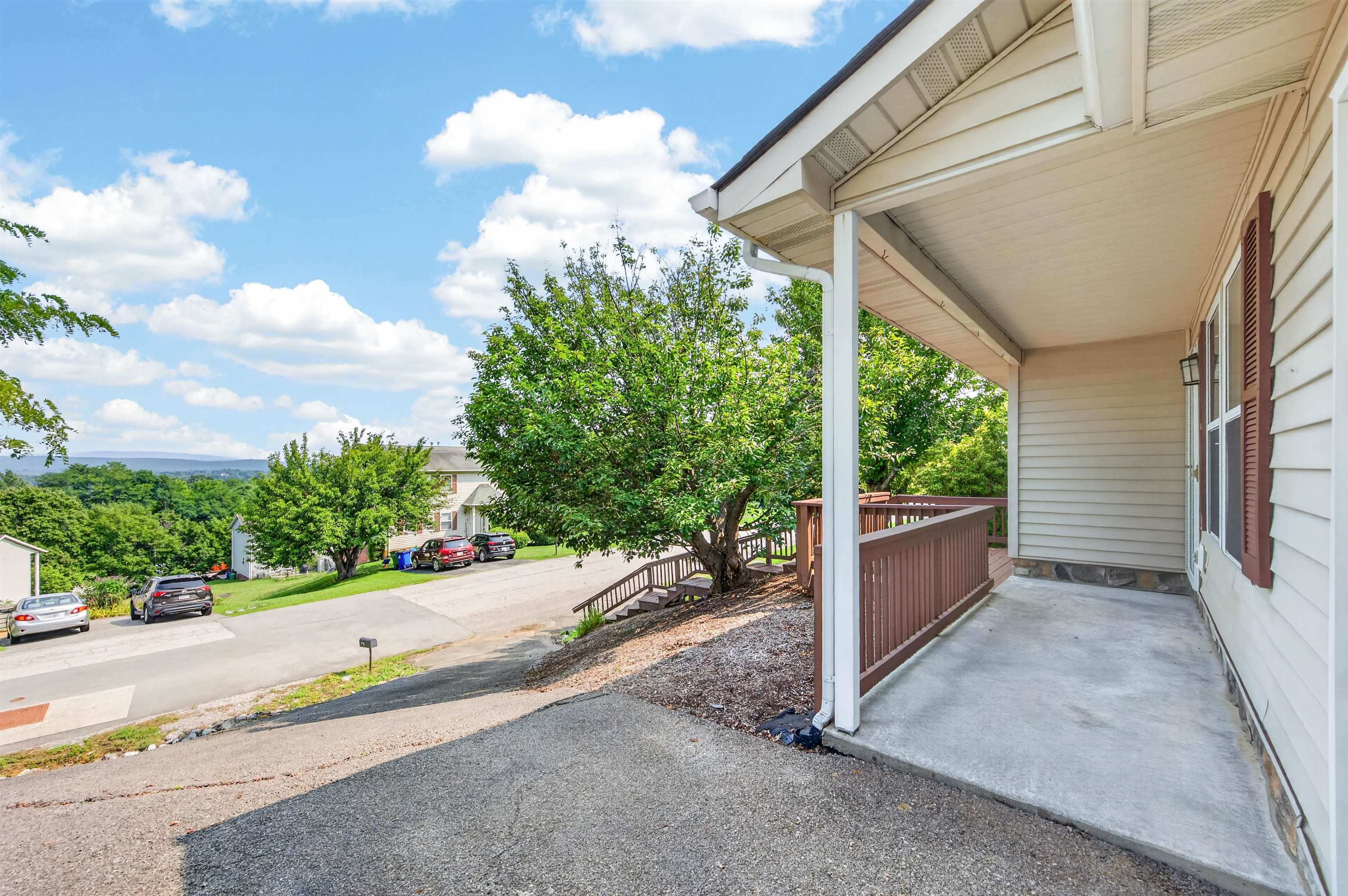 650 Kamran Drive