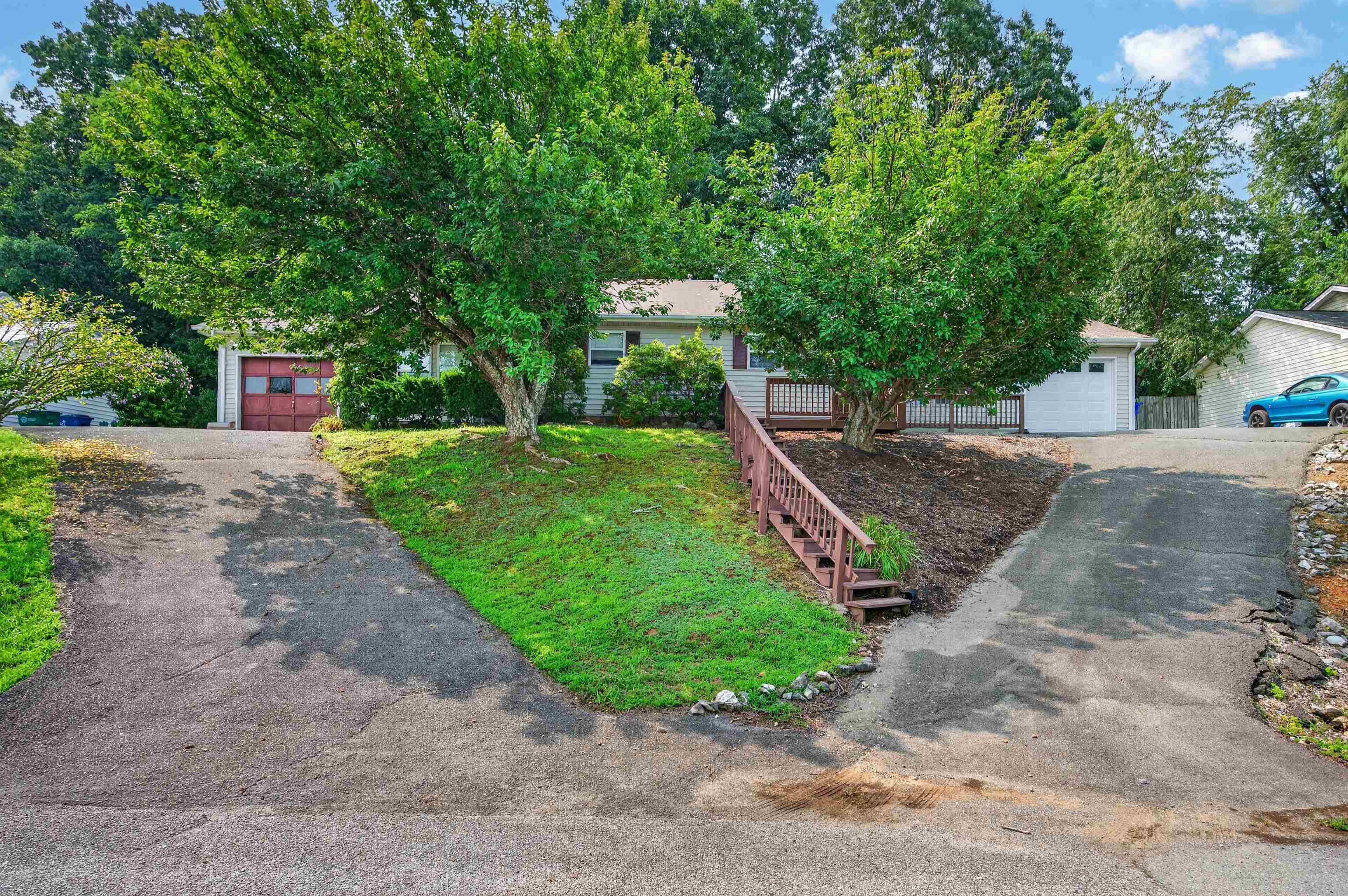 650 Kamran Drive