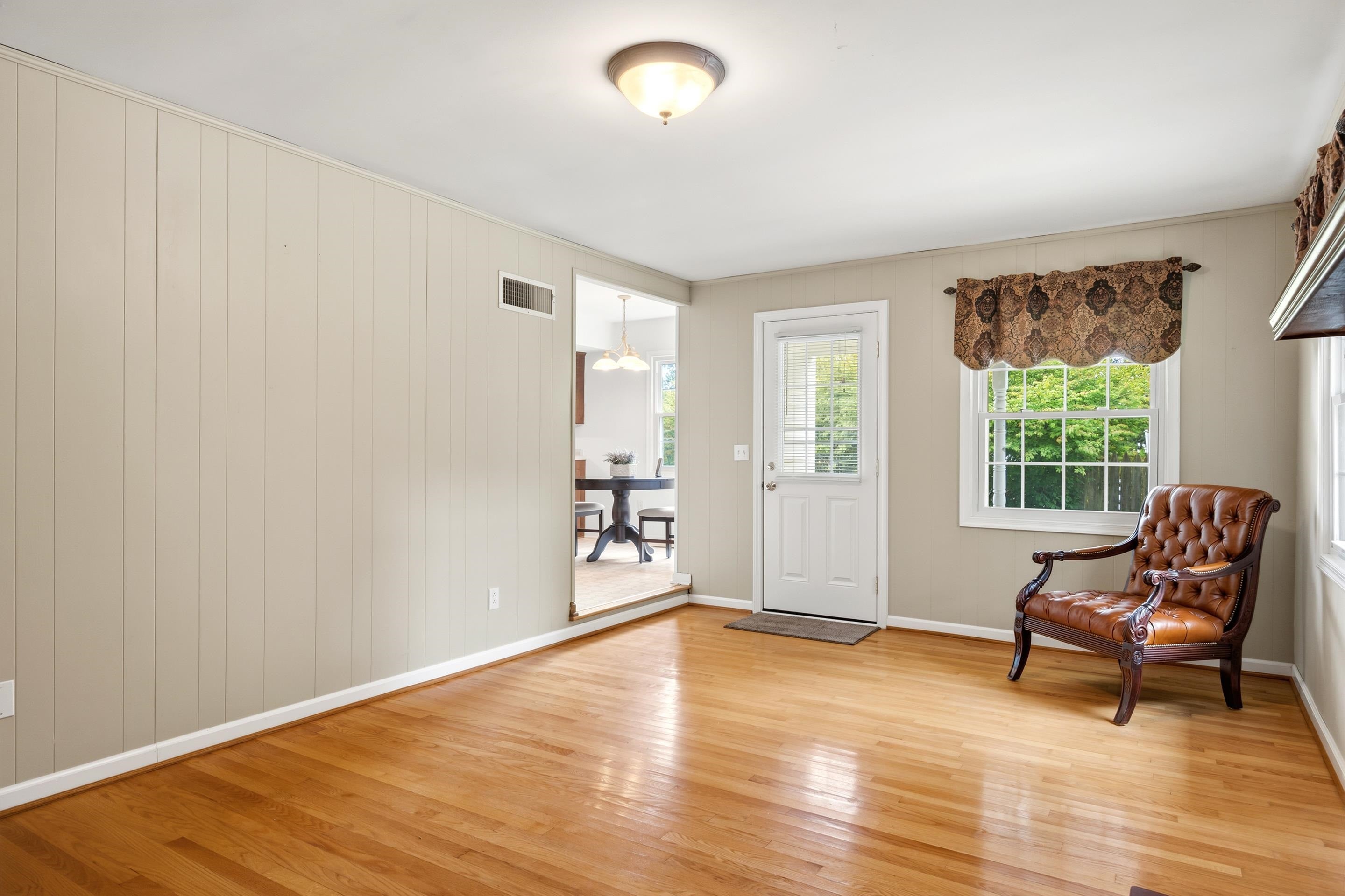 412 STONEGATE Drive