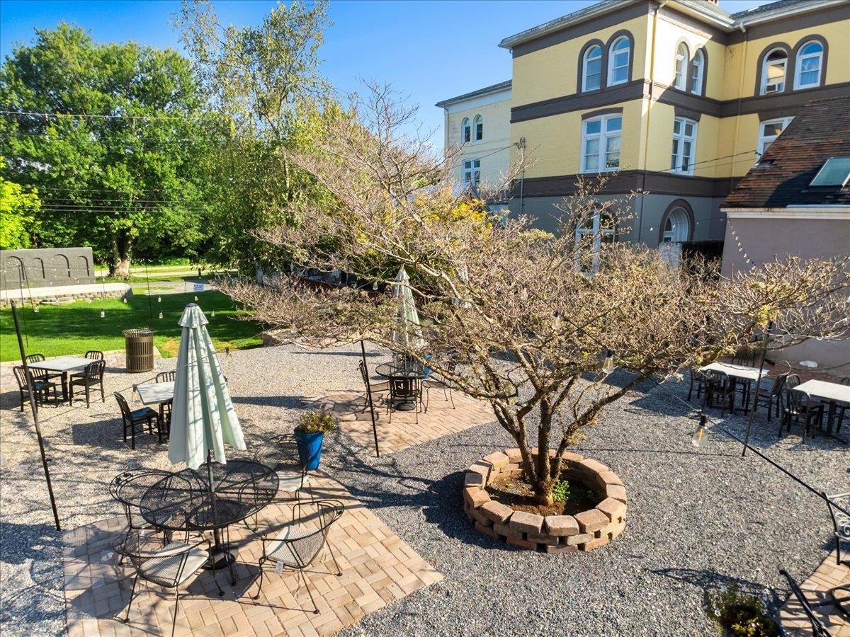303 W Main Street 307