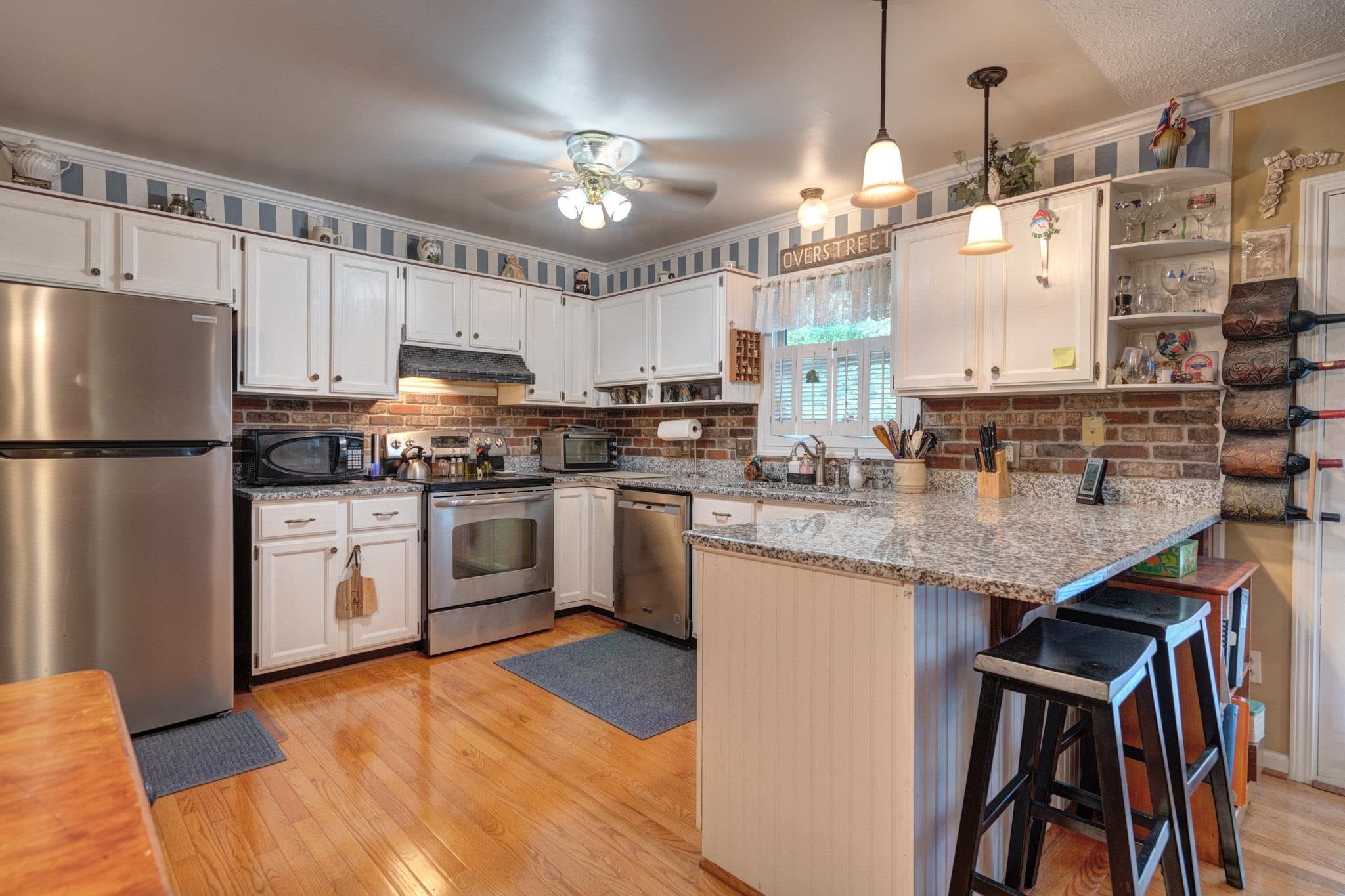 1000 BOBWHITE Drive