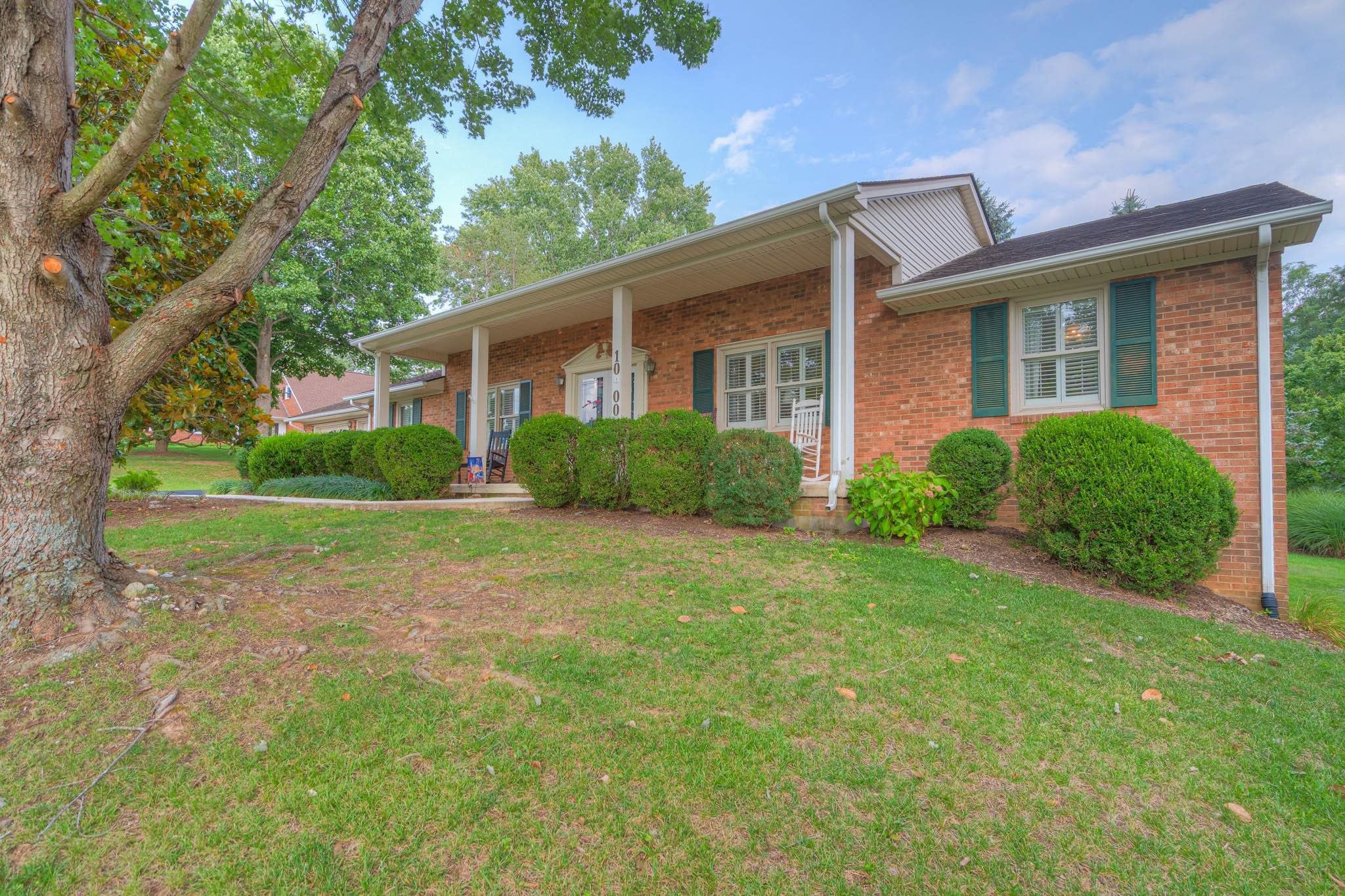 1000 BOBWHITE Drive