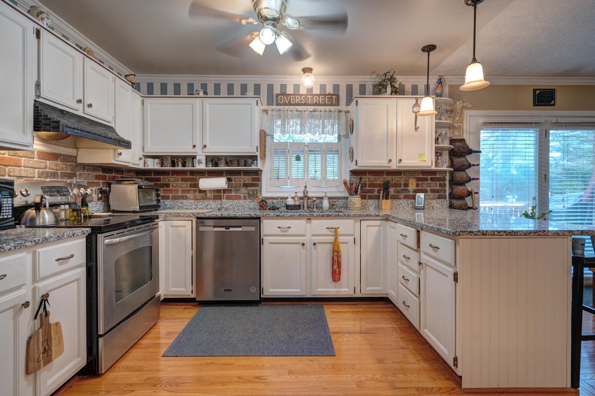 1000 BOBWHITE Drive