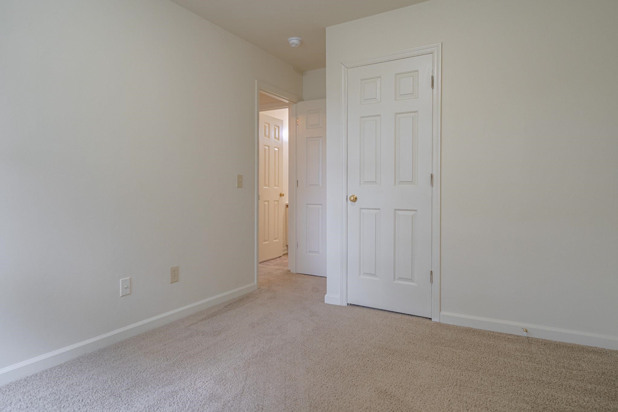 2524 Ridge Road