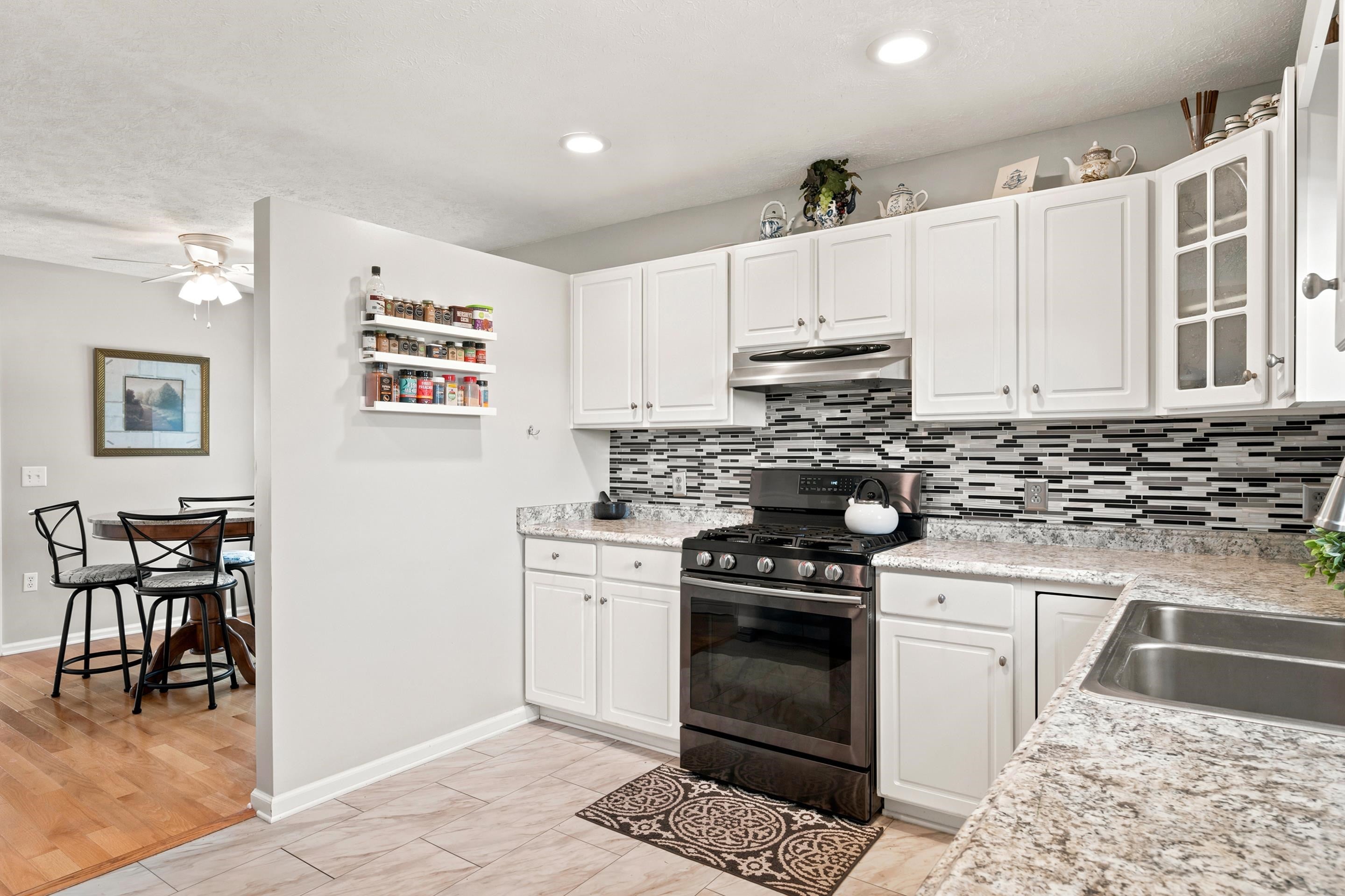 175 Darci Drive SE