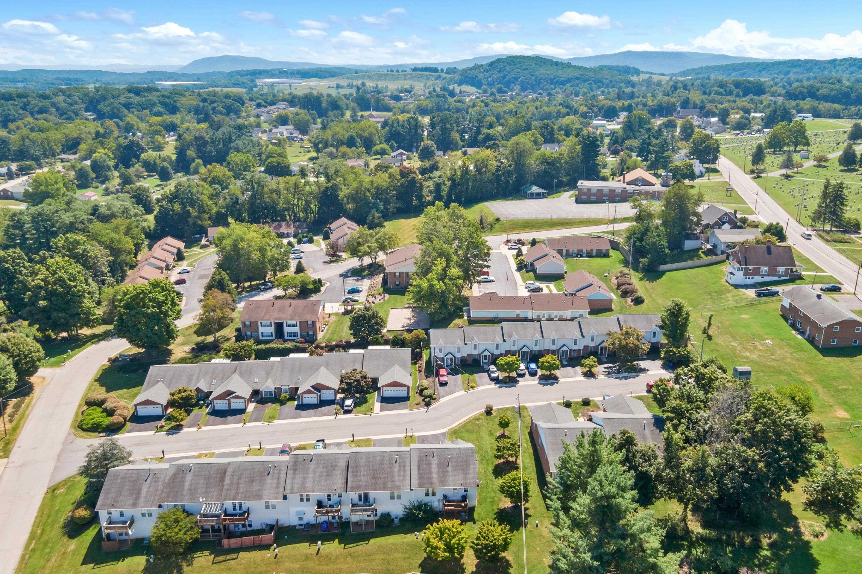 175 Darci Drive SE