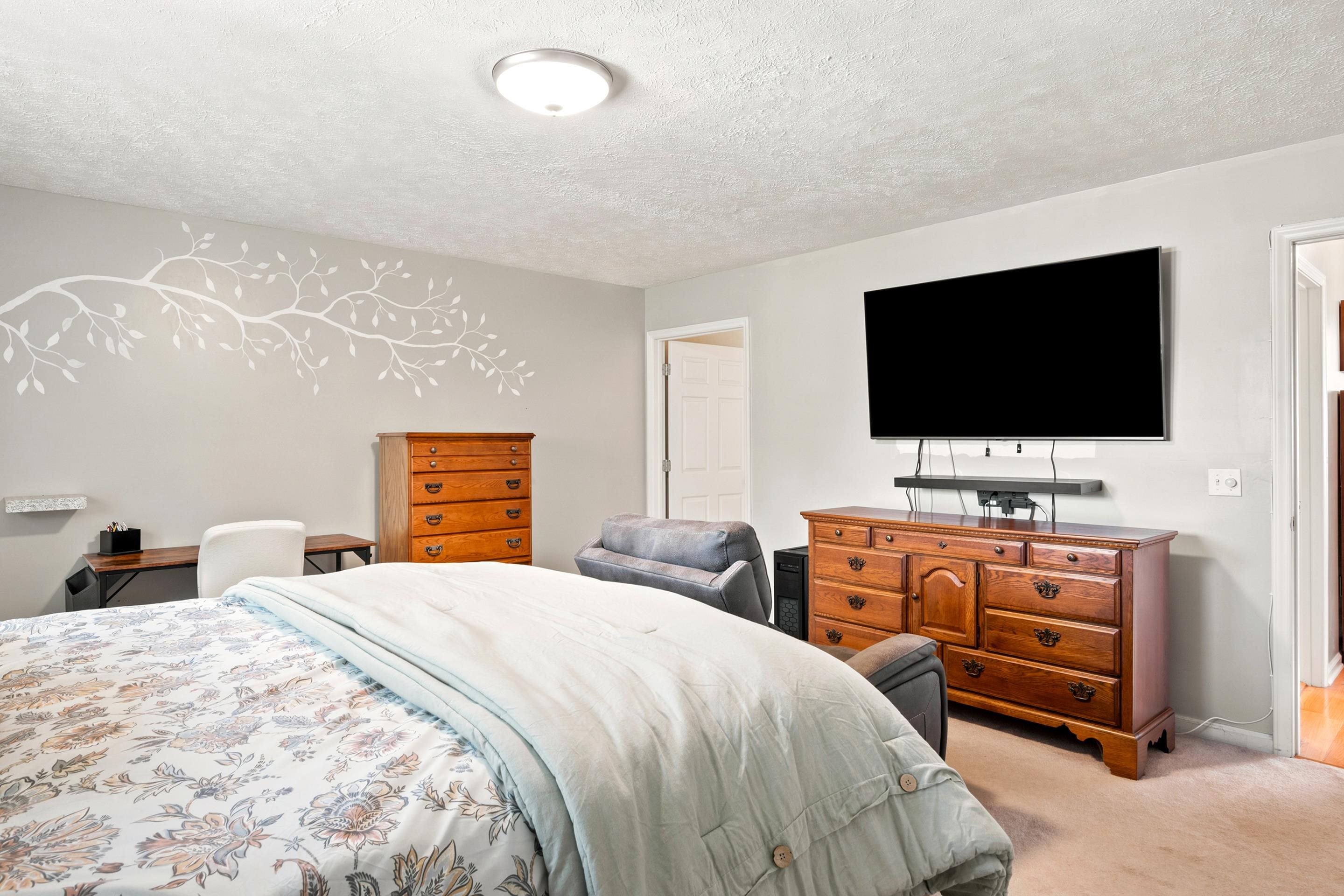 175 Darci Drive SE