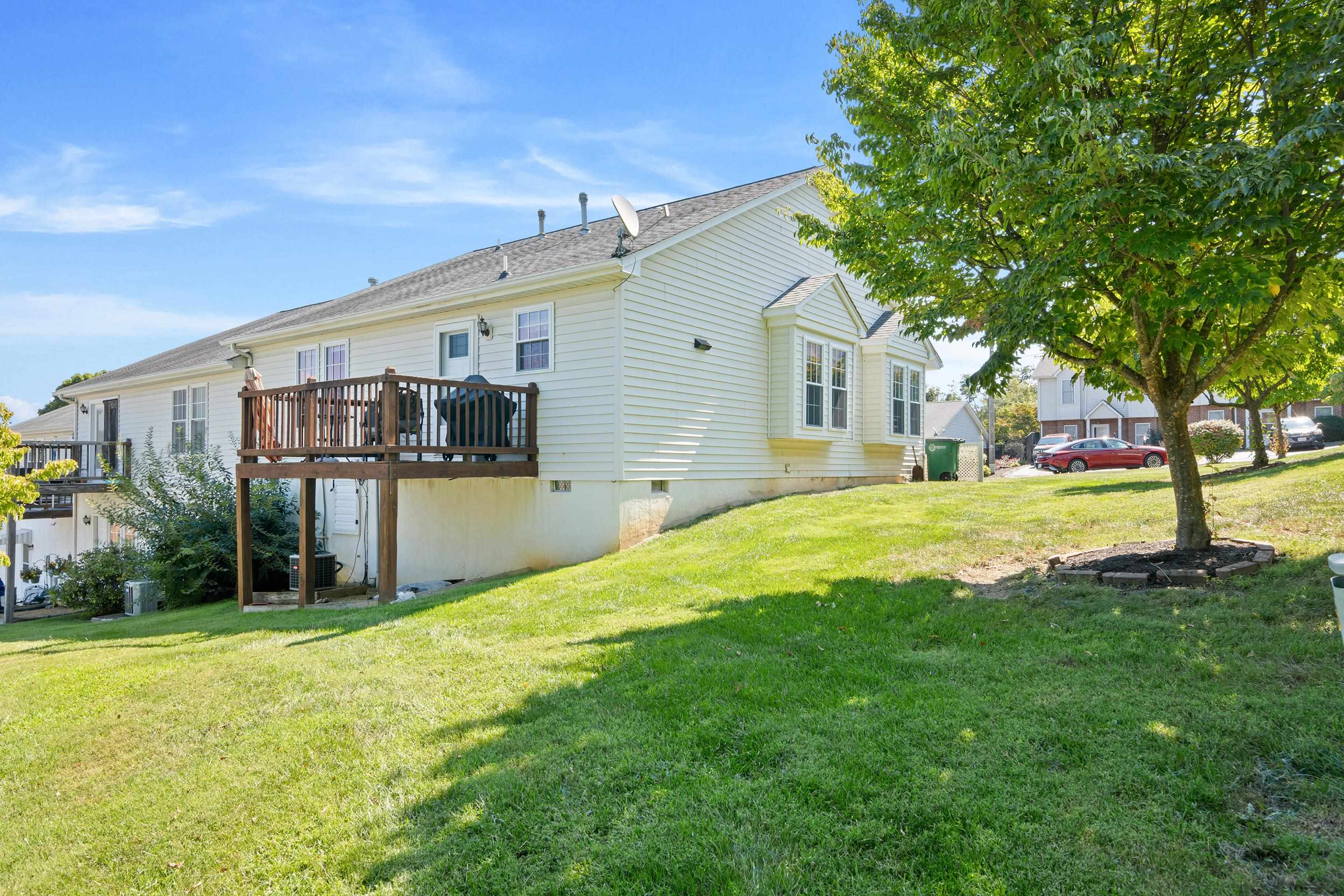 175 Darci Drive SE