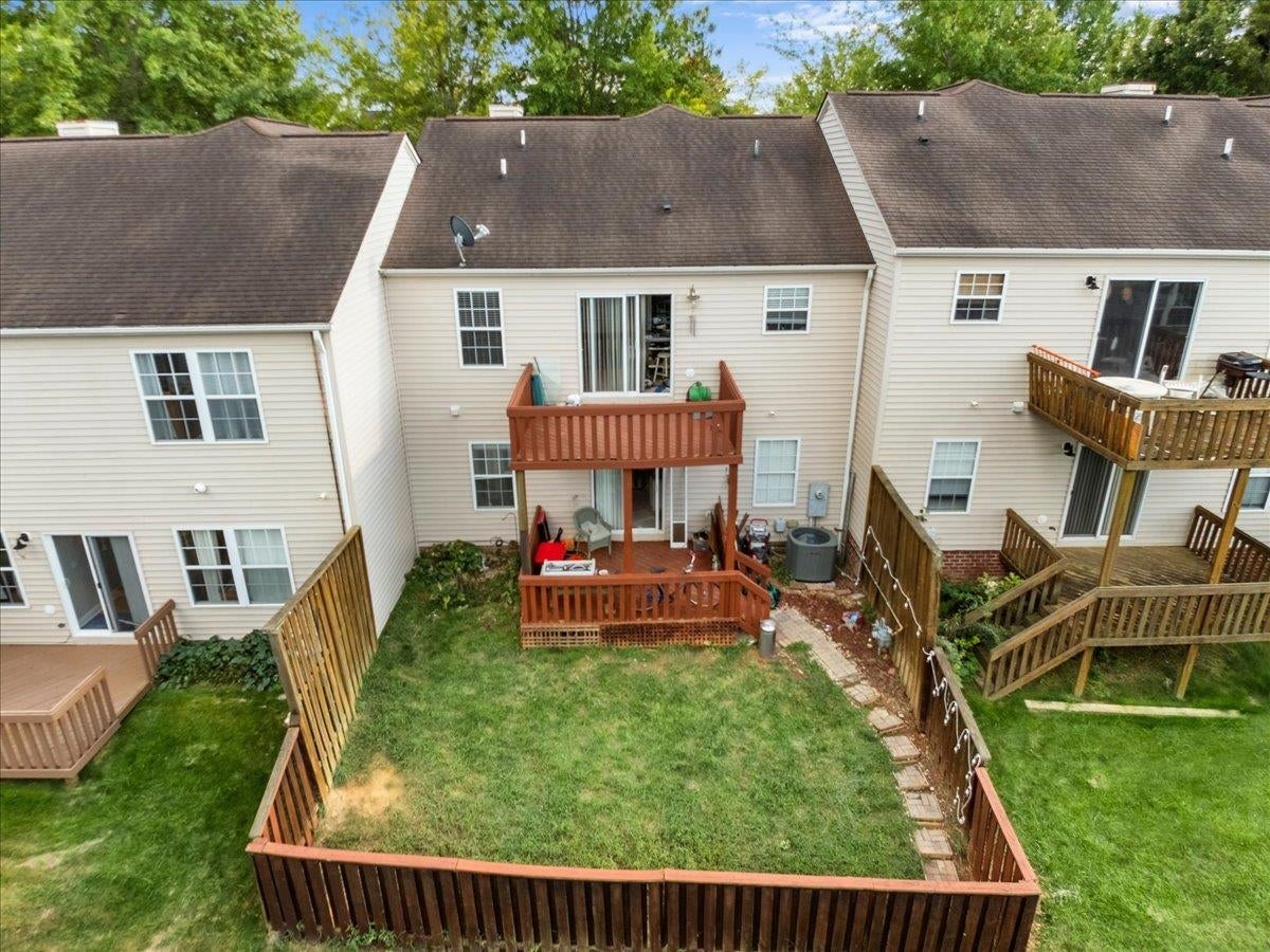 205 TALL OAK Boulevard