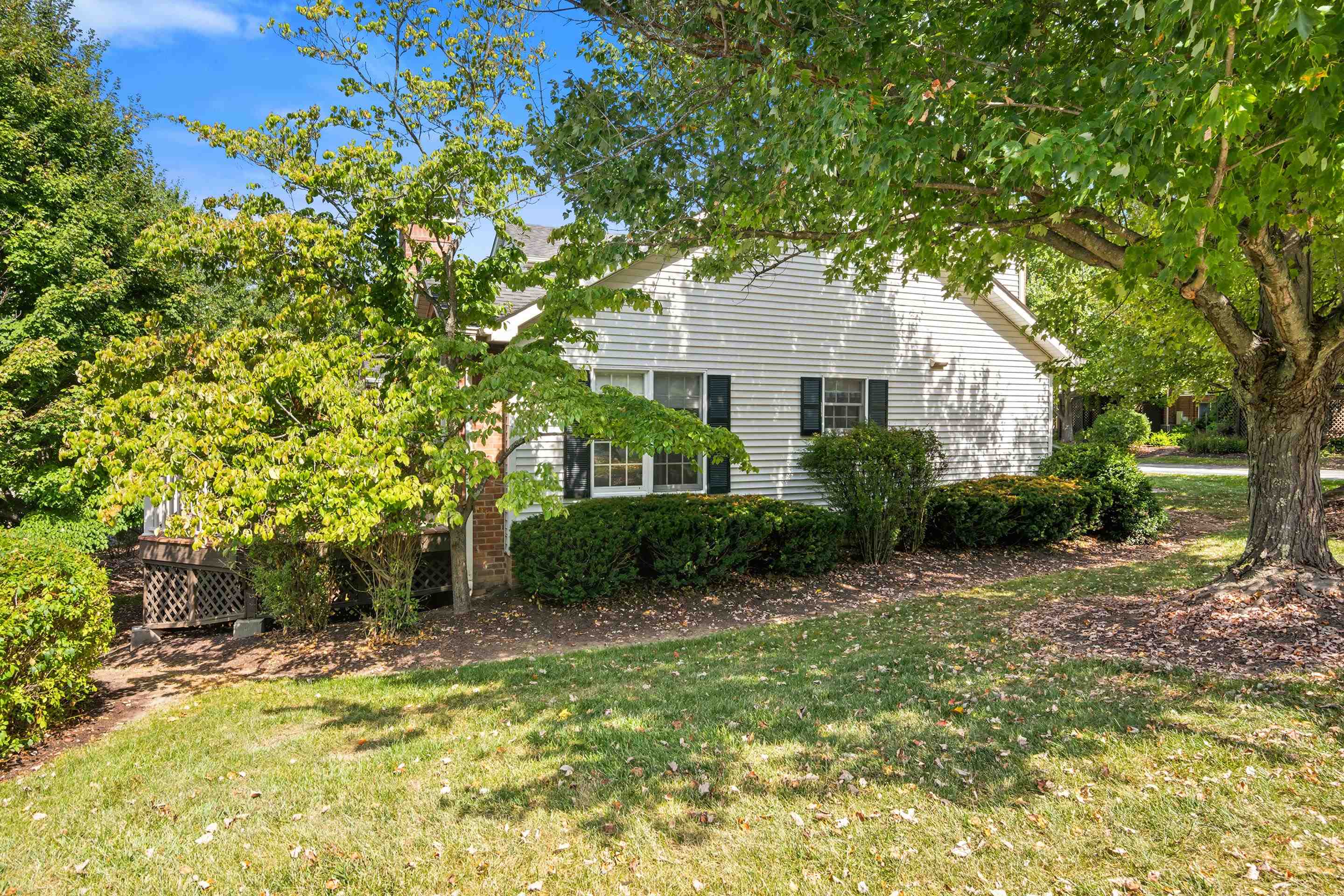 1018 Oak Pointe Court