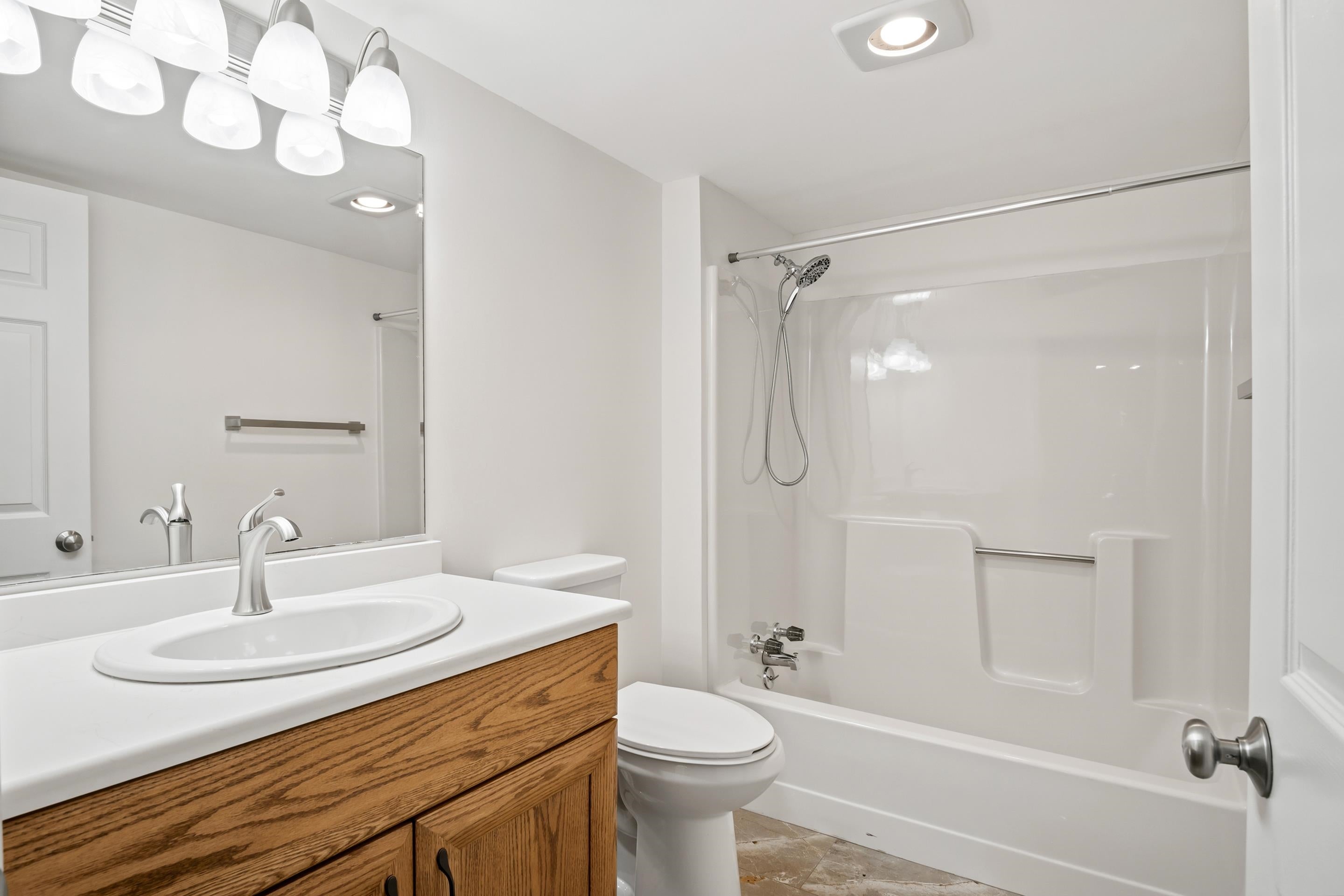 1018 Oak Pointe Court