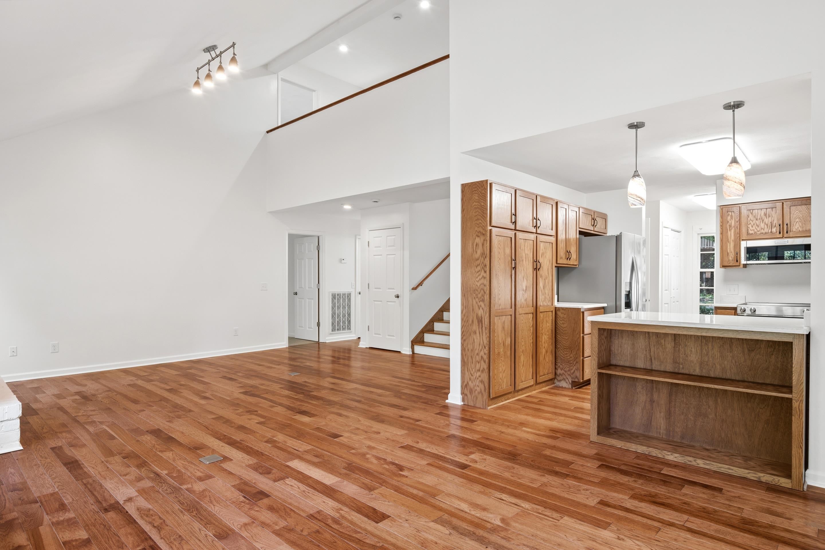 1018 Oak Pointe Court