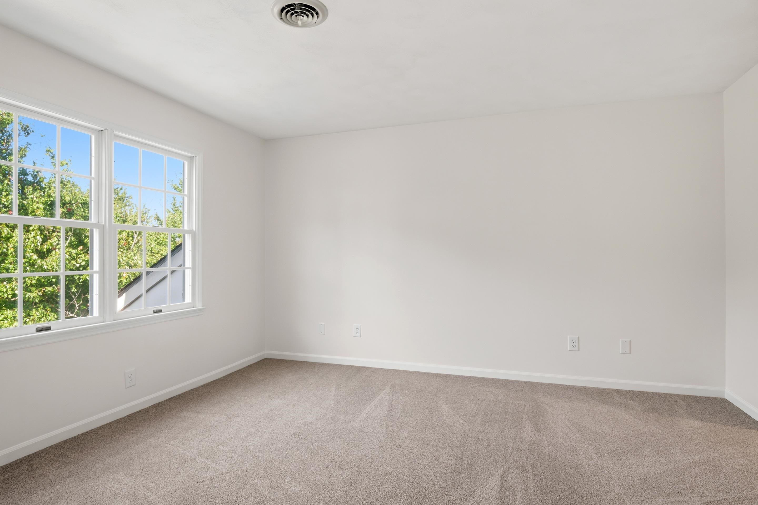 1018 Oak Pointe Court