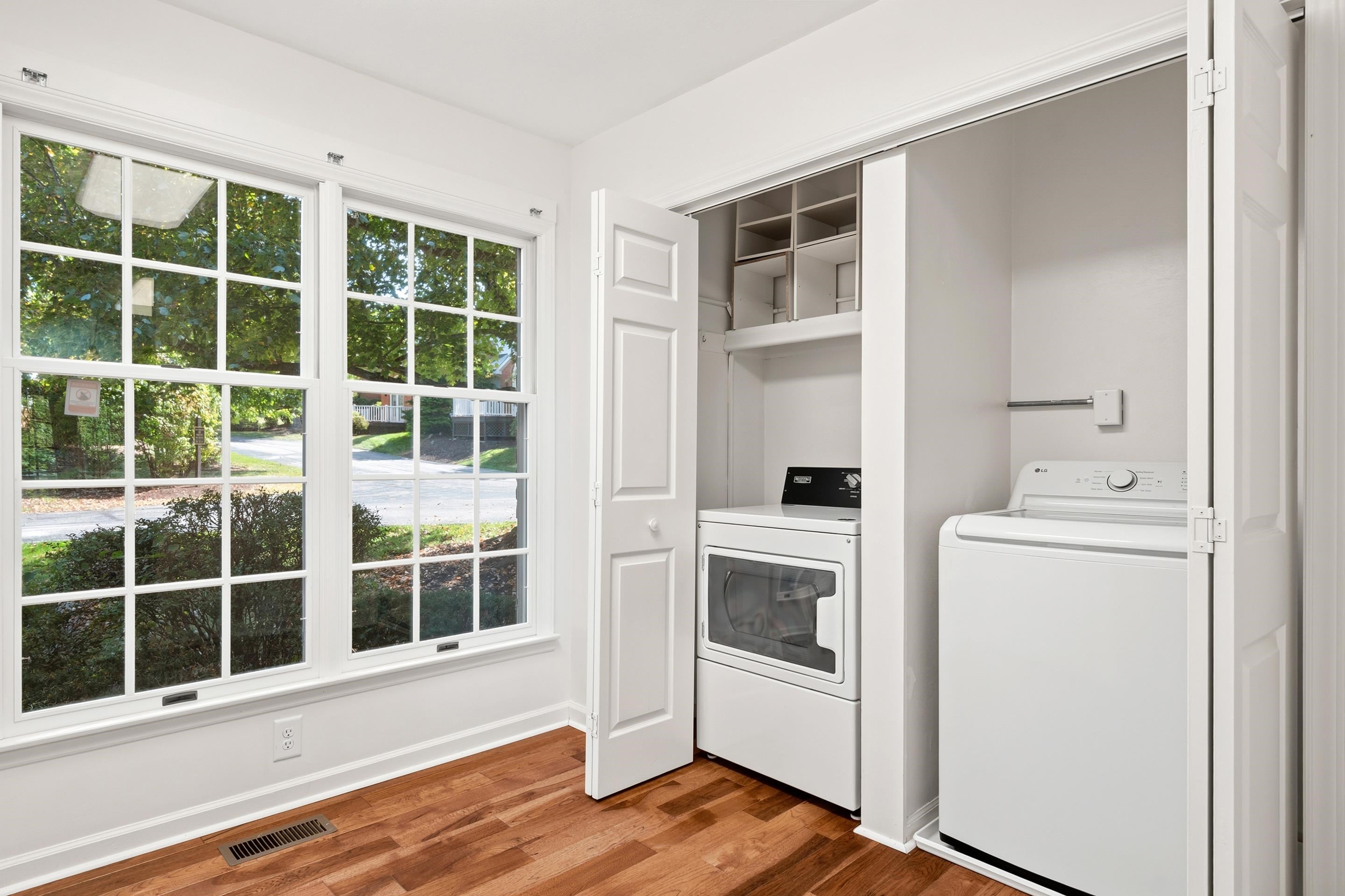 1018 Oak Pointe Court
