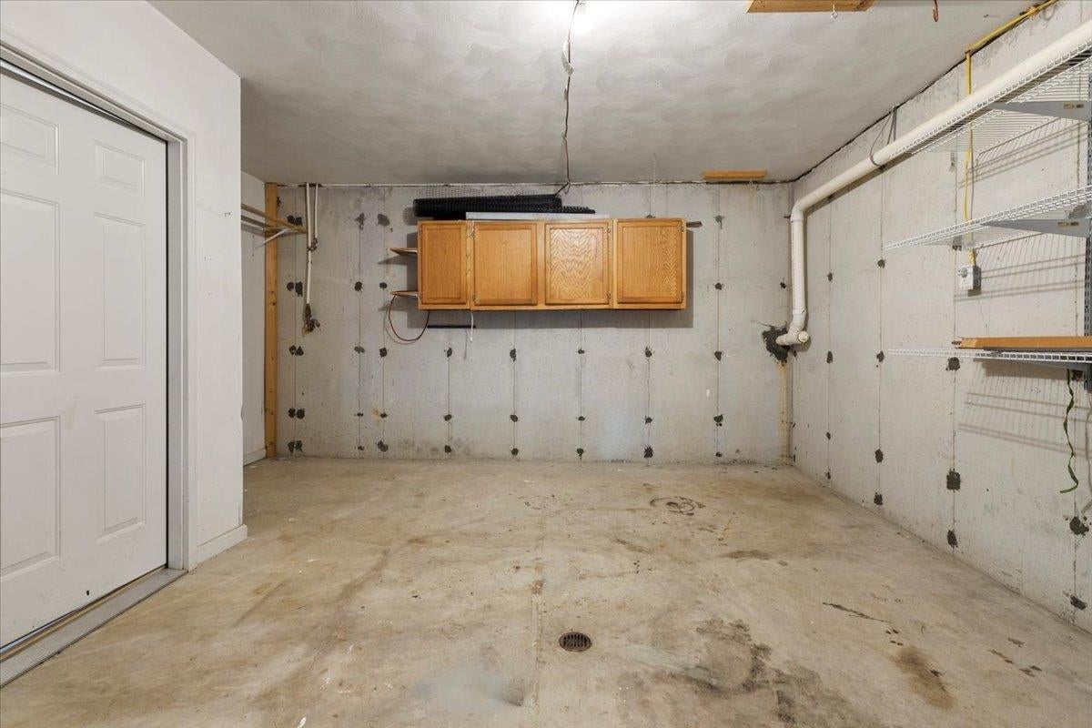 305 Sequoia Circle