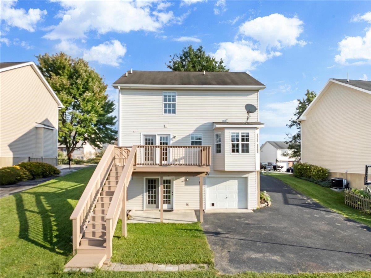 305 Sequoia Circle