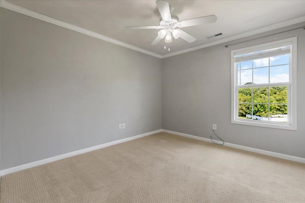 305 Sequoia Circle