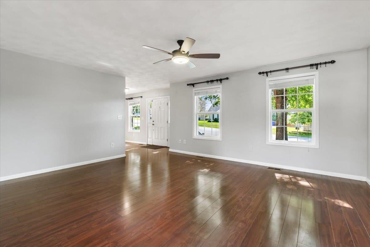 305 Sequoia Circle