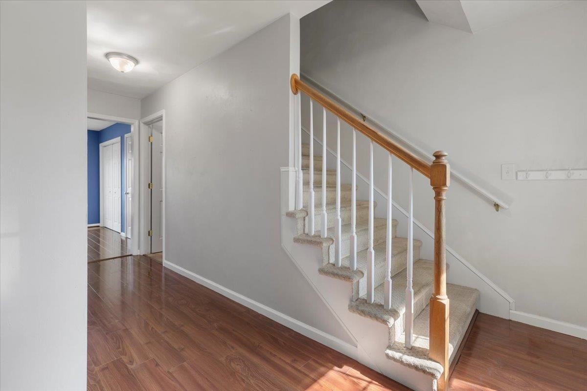305 Sequoia Circle
