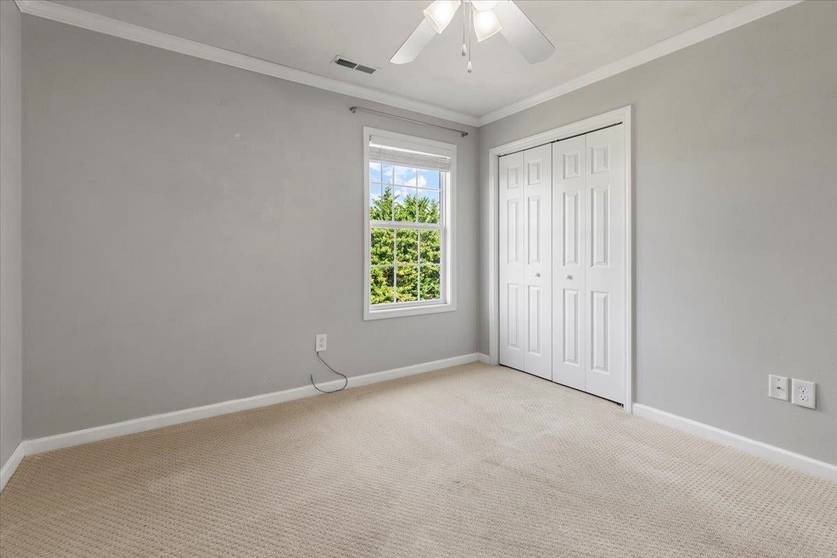 305 Sequoia Circle