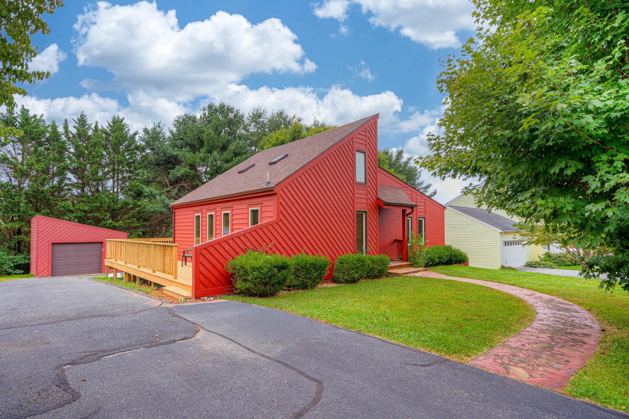 2690 Old Fort Road