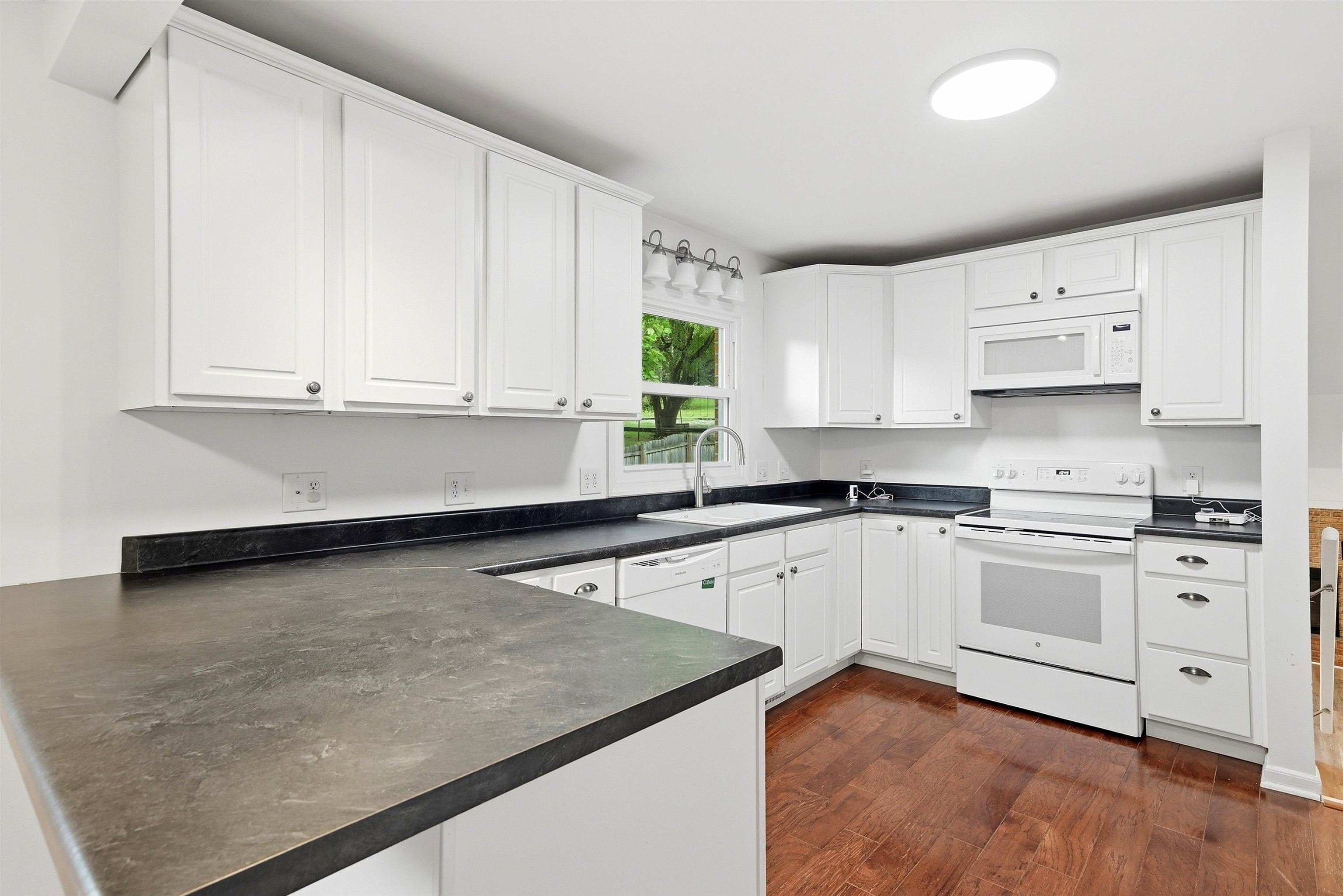 509 CRANWELL Circle