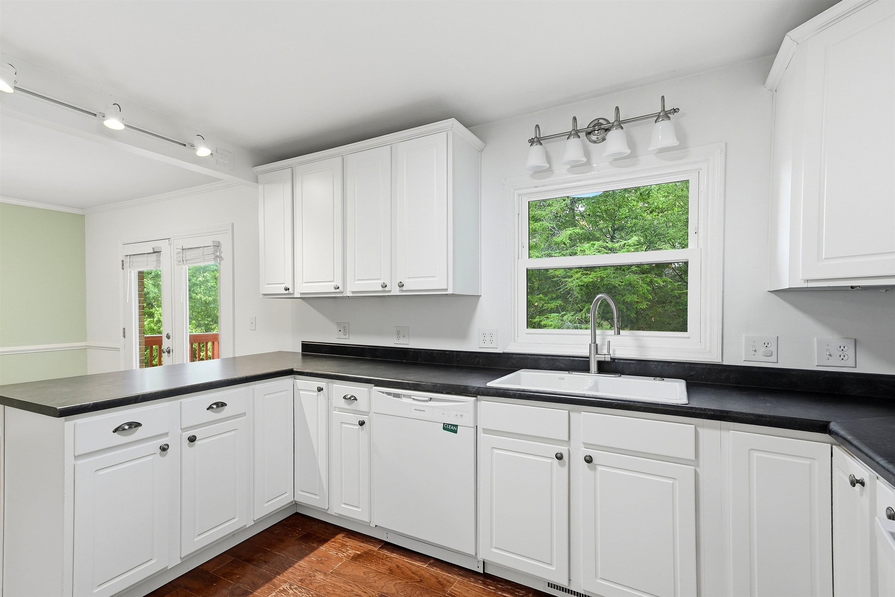 509 CRANWELL Circle
