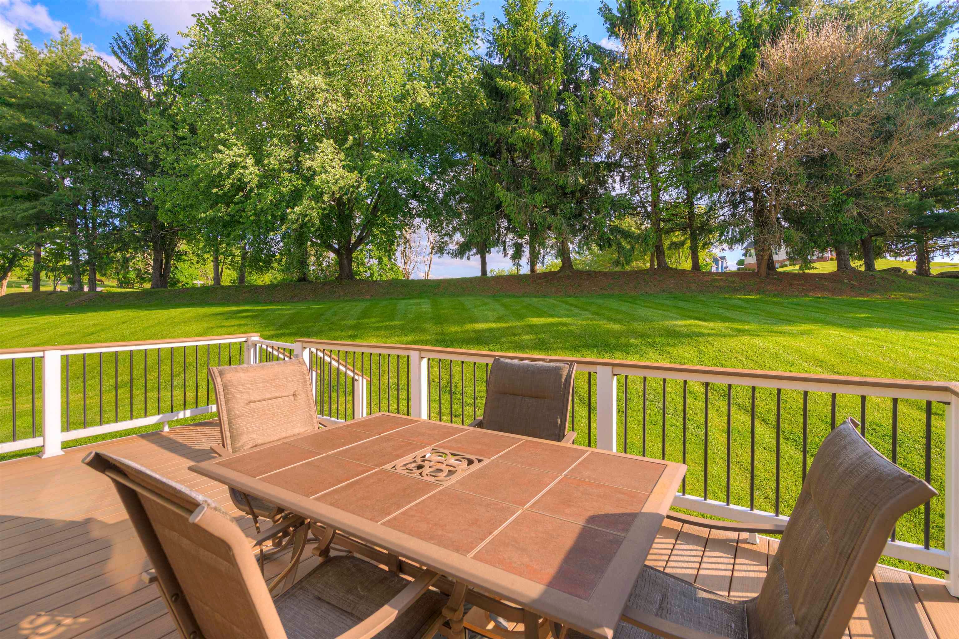 208 GLEN VIEW Lane